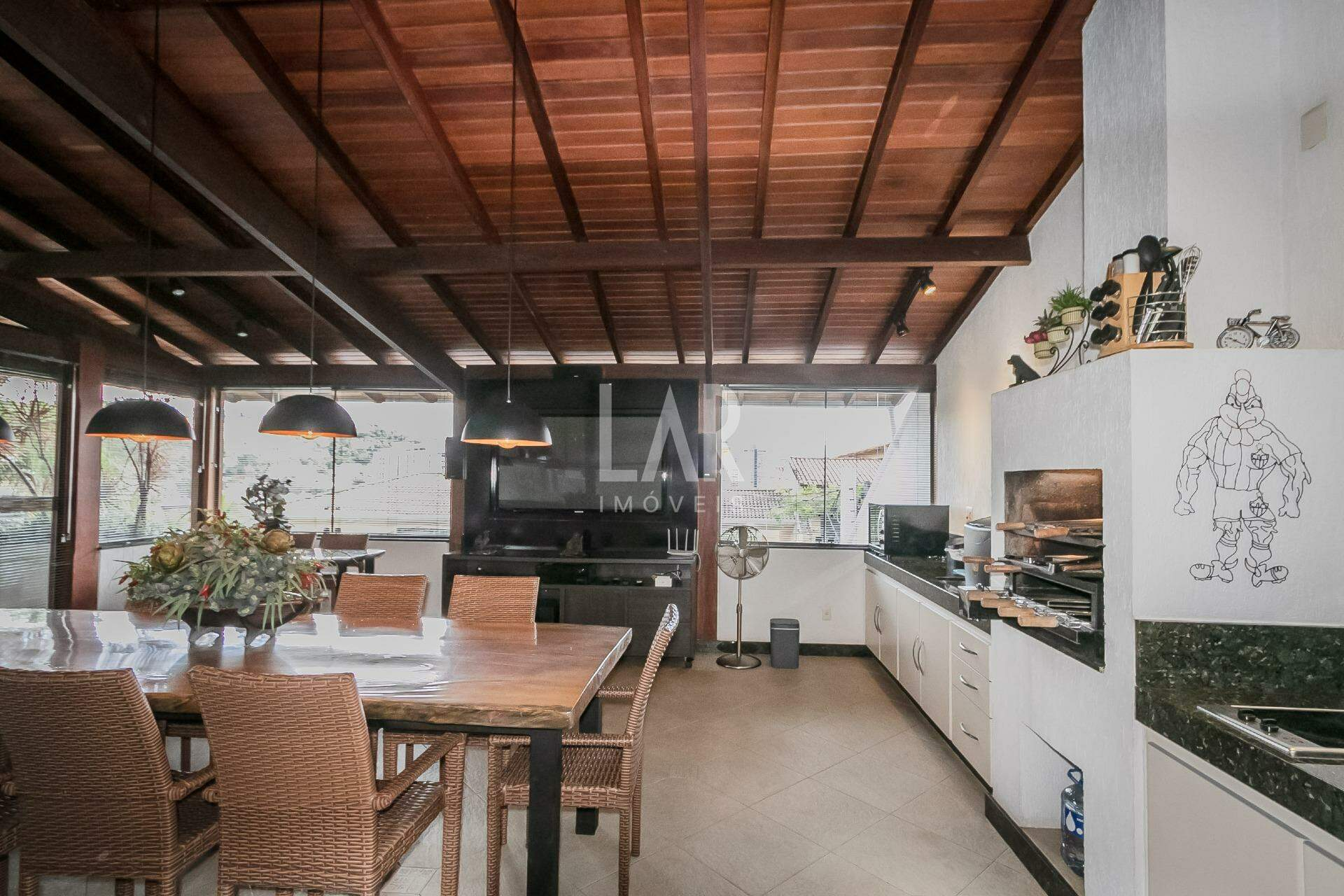 Casa de 4 quartos à venda, Santa Lúcia, Belo Horizonte - MG