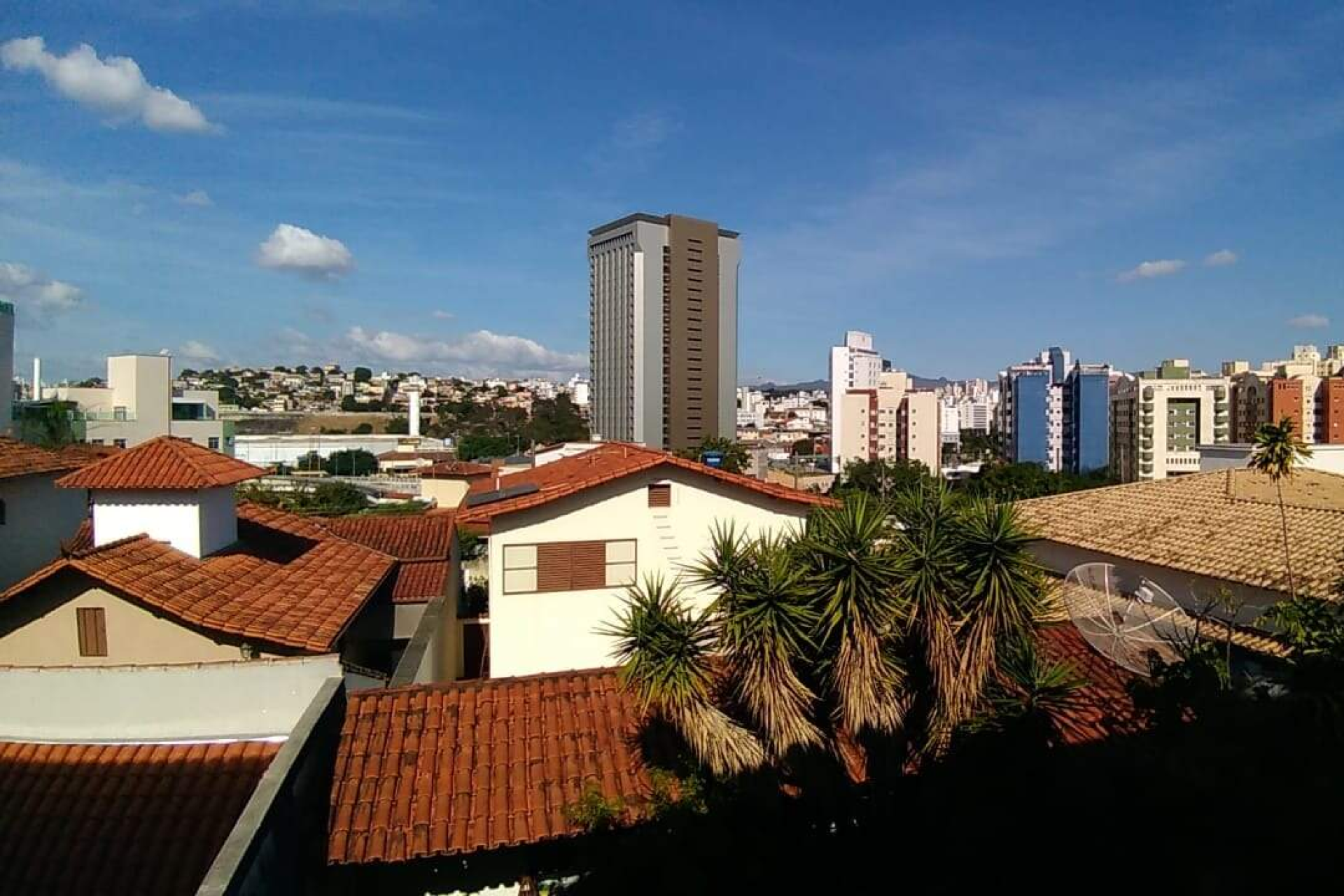 Casa de 6 quartos à venda, Palmares, Belo Horizonte - MG