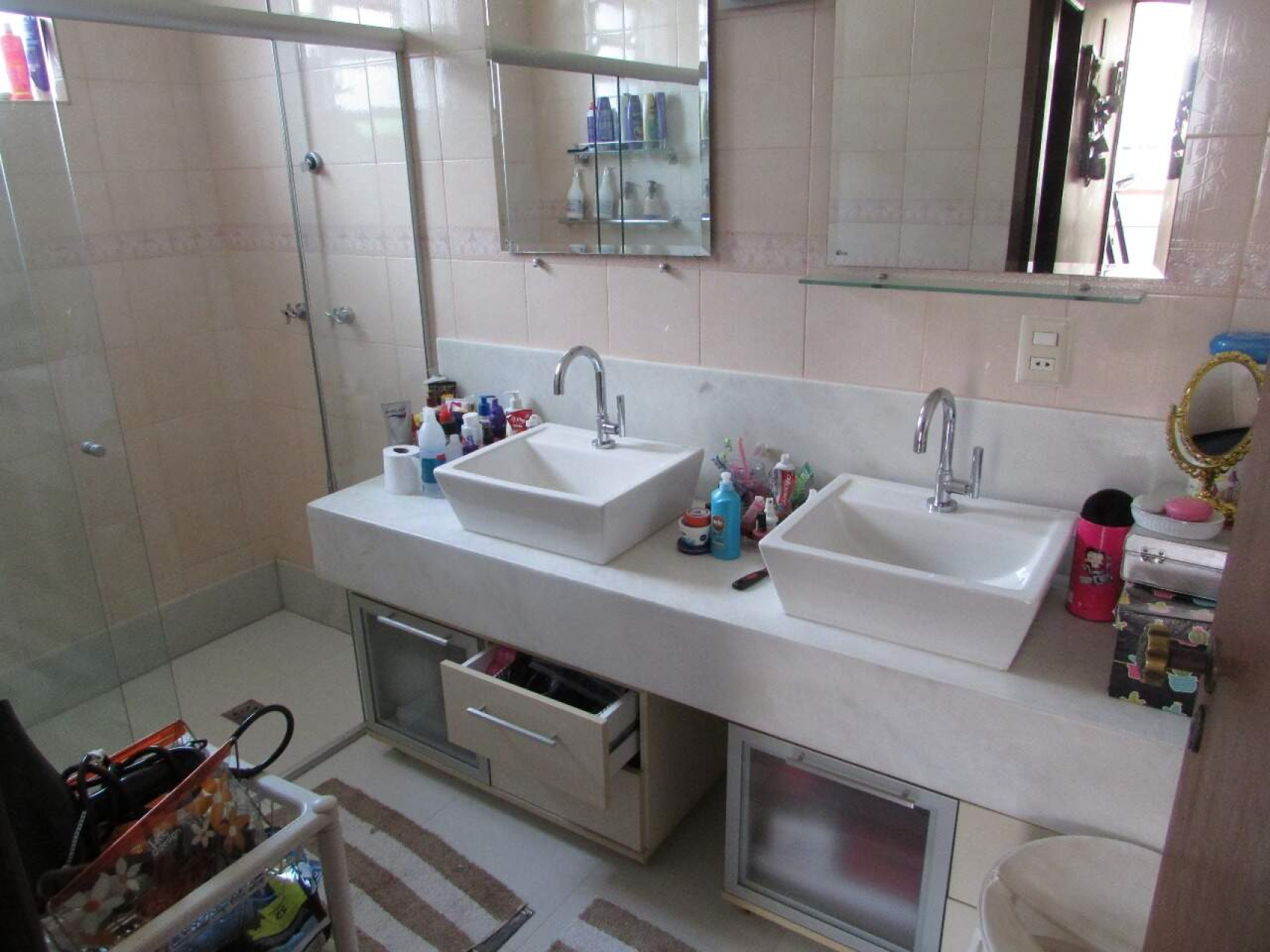 Casa de 4 quartos para alugar, São Luiz, Belo Horizonte - MG