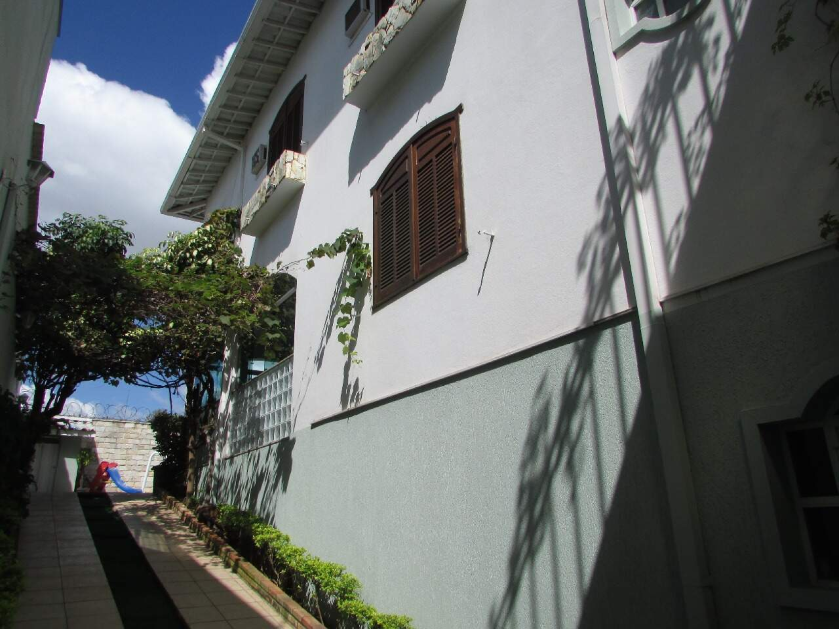 Casa de 4 quartos para alugar, São Luiz, Belo Horizonte - MG