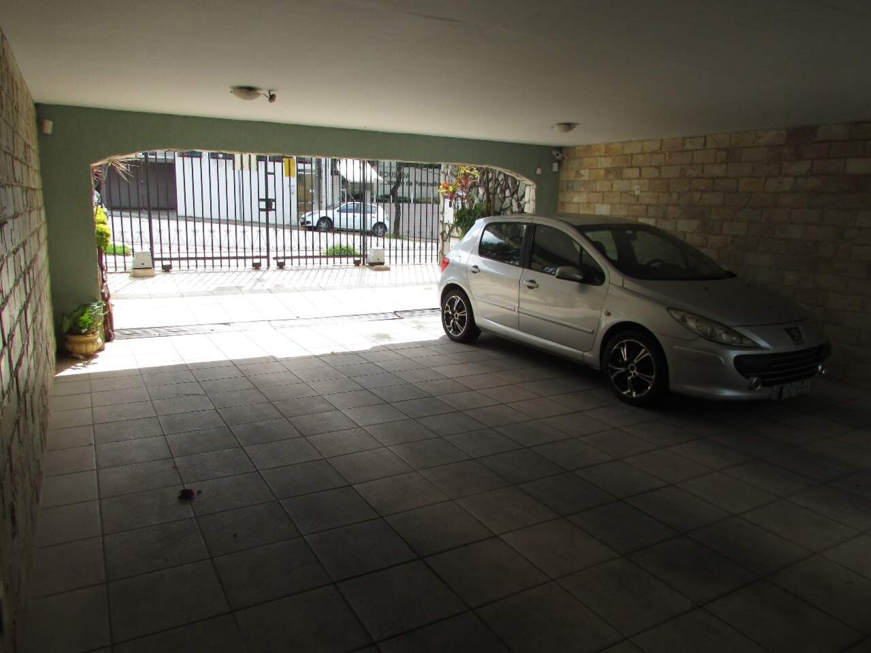 Casa de 4 quartos para alugar, São Luiz, Belo Horizonte - MG