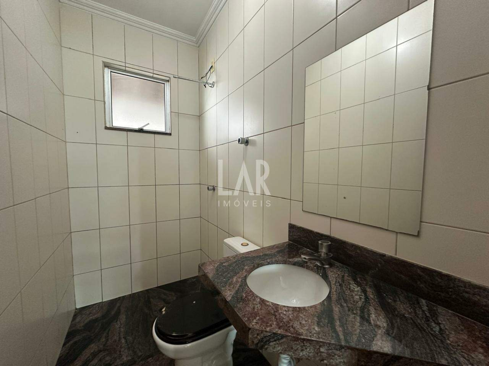 Casa de 2 quartos para alugar, Santa Amélia, Belo Horizonte - MG