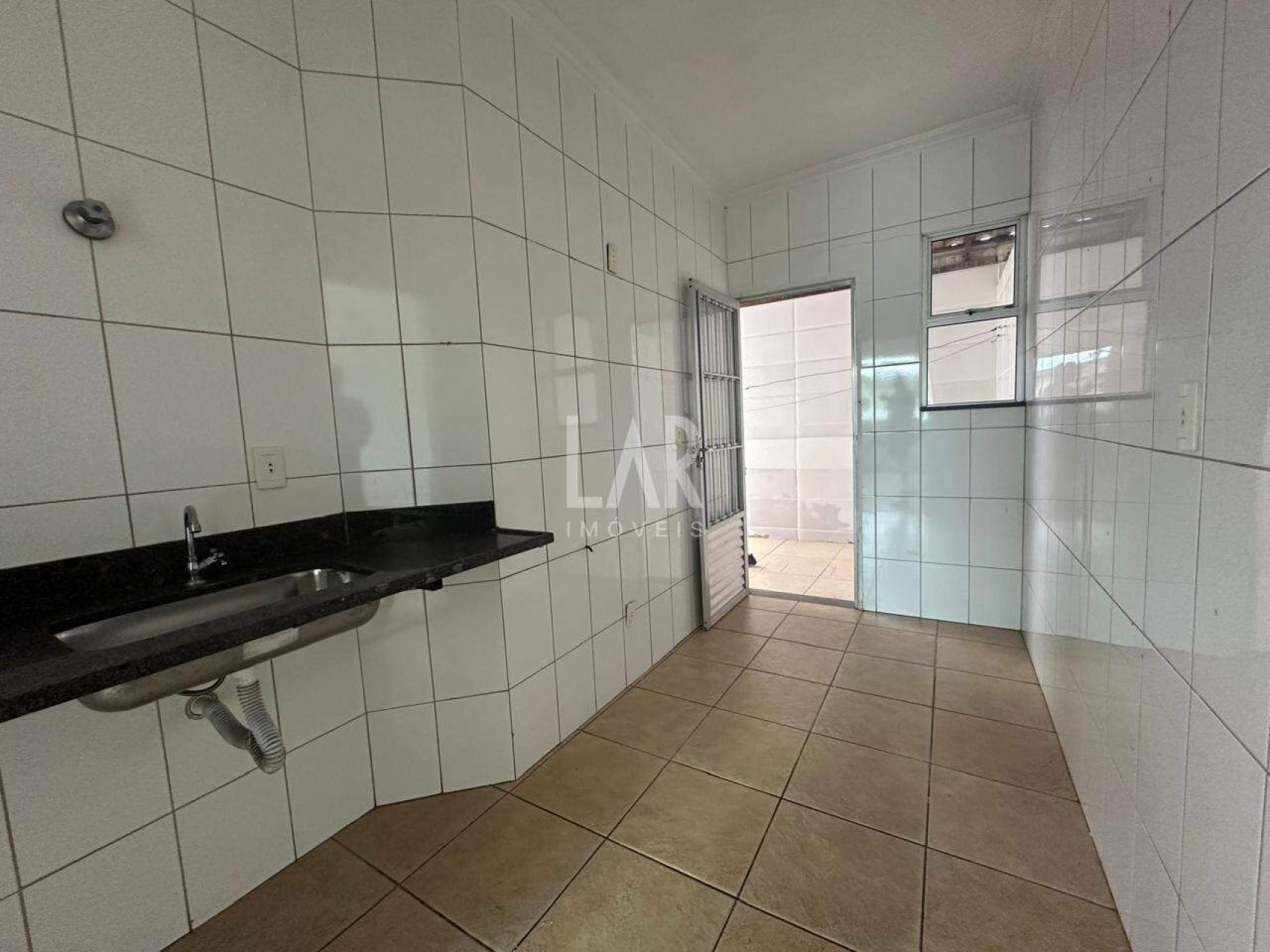 Casa de 2 quartos para alugar, Santa Amélia, Belo Horizonte - MG