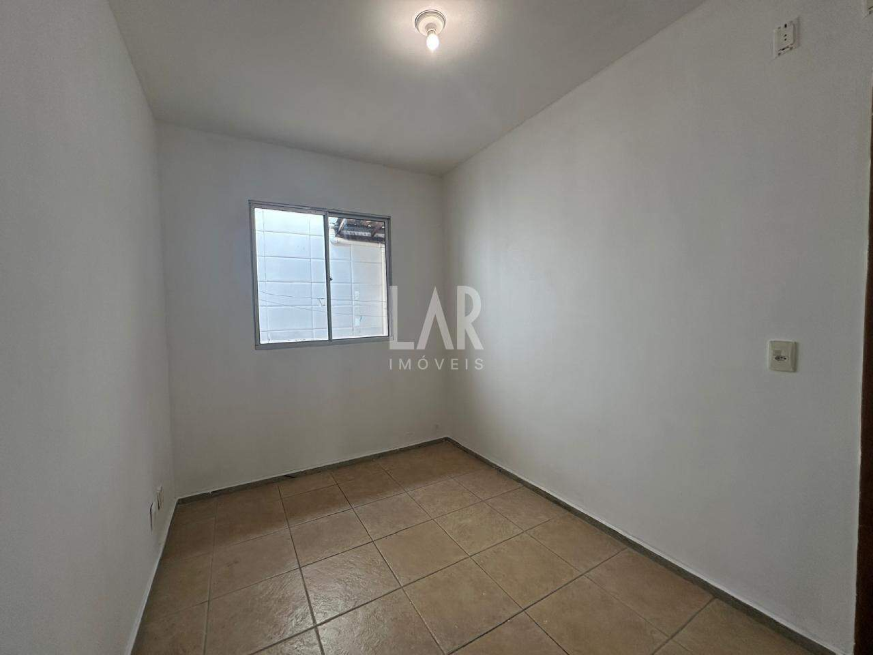 Casa de 2 quartos para alugar, Santa Amélia, Belo Horizonte - MG