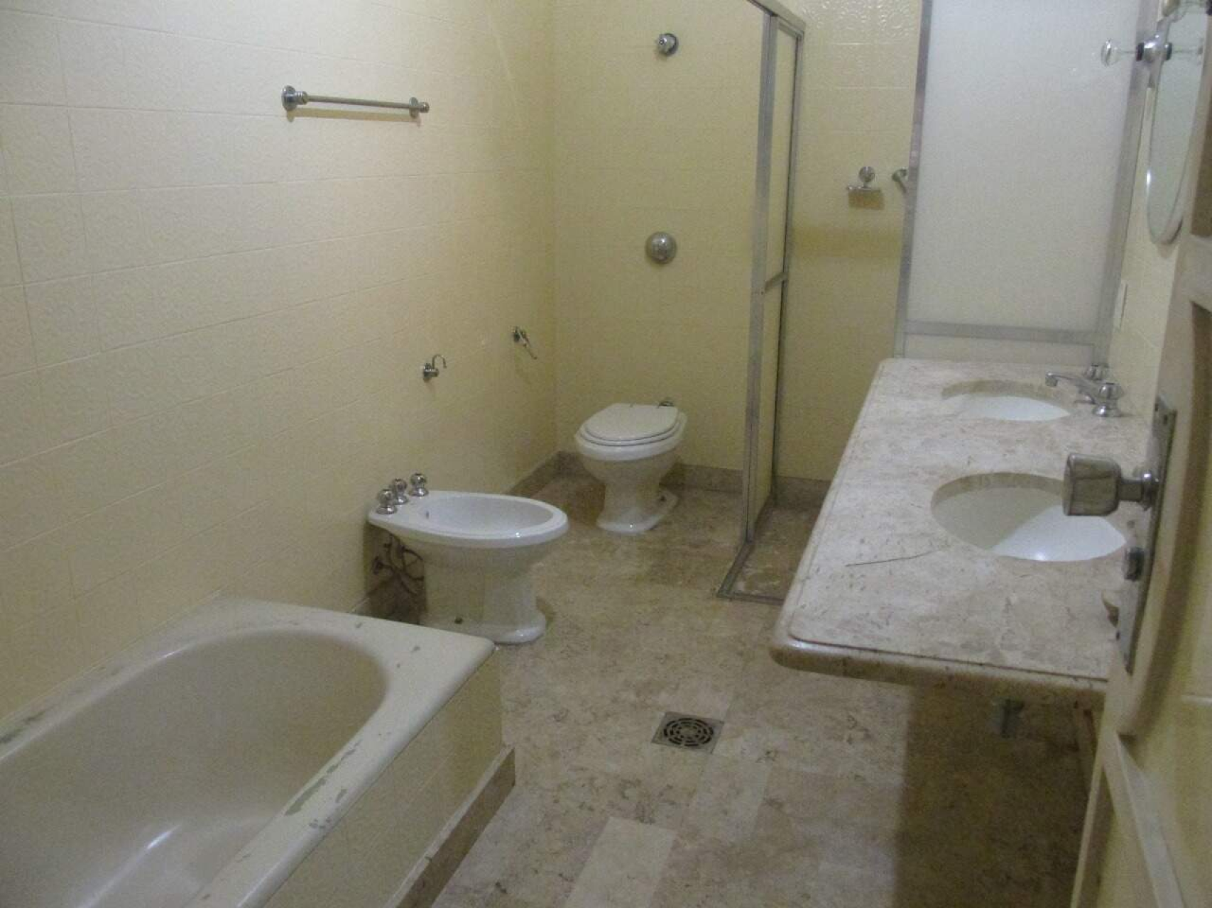 Casa de 7 quartos à venda, São Luiz, Belo Horizonte - MG