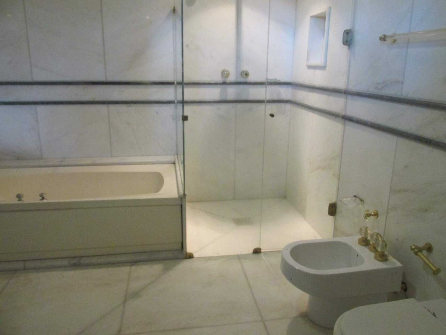 Casa de 7 quartos à venda, São Luiz, Belo Horizonte - MG