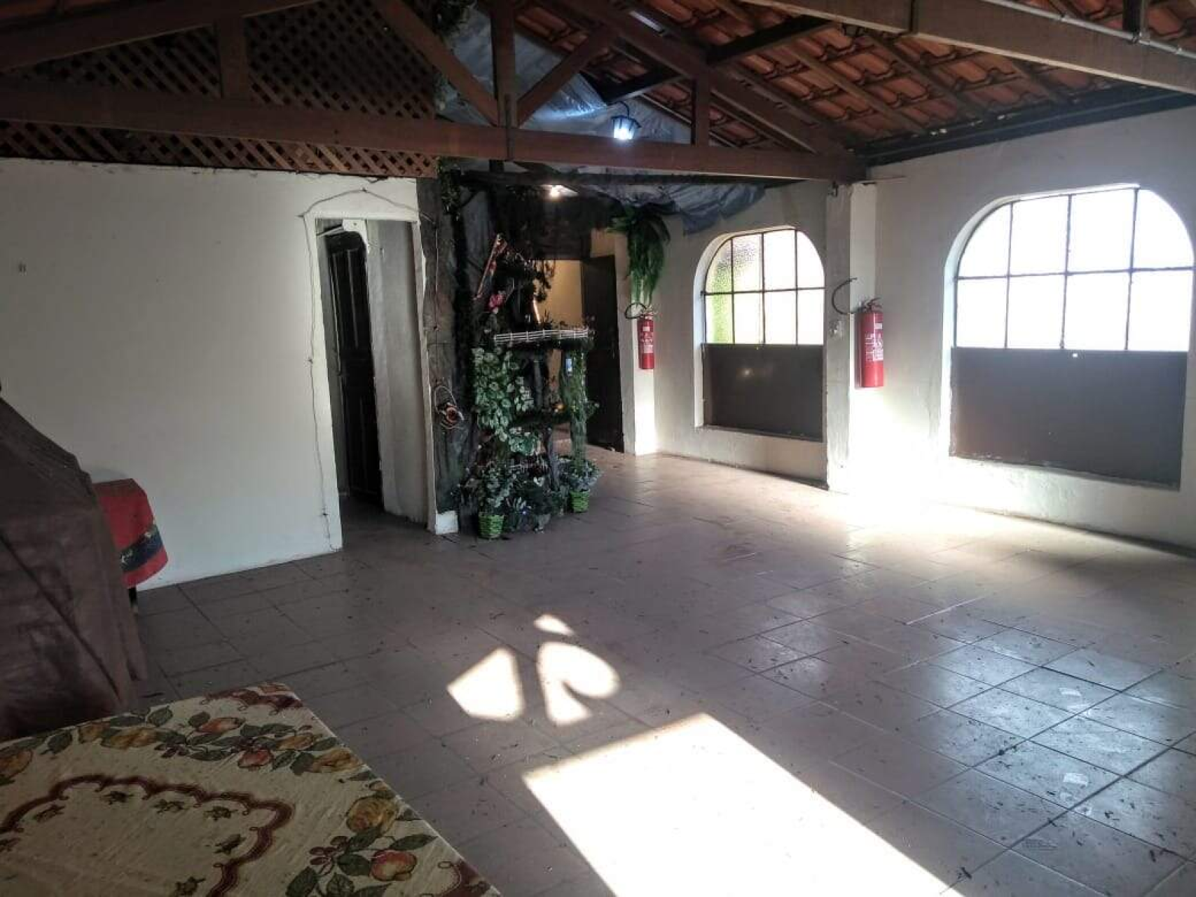 Casa de 8 quartos à venda, Sagrada Família, Belo Horizonte - MG