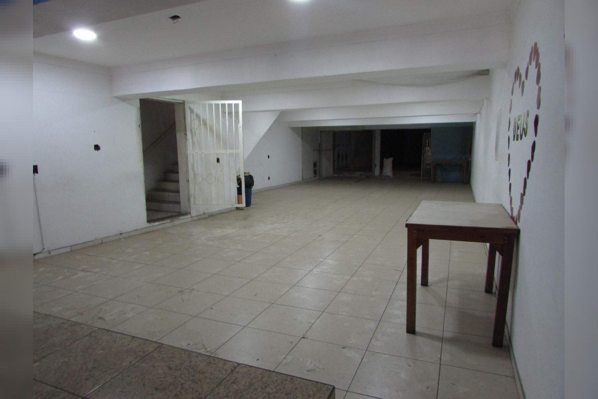 Prédio para alugar, São João Batista, Belo Horizonte - MG