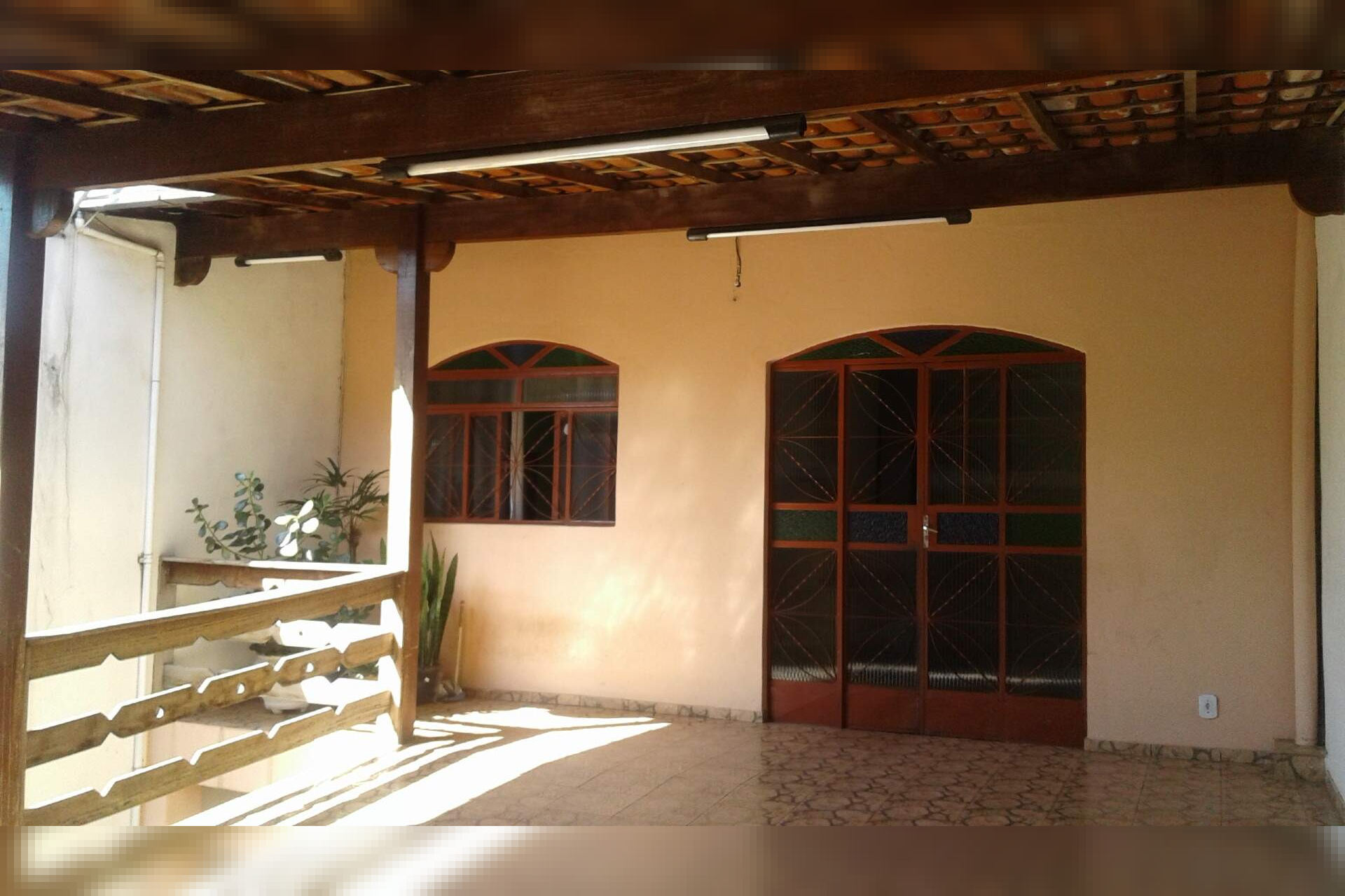 Casa de 3 quartos à venda, Camargos, Belo Horizonte - MG