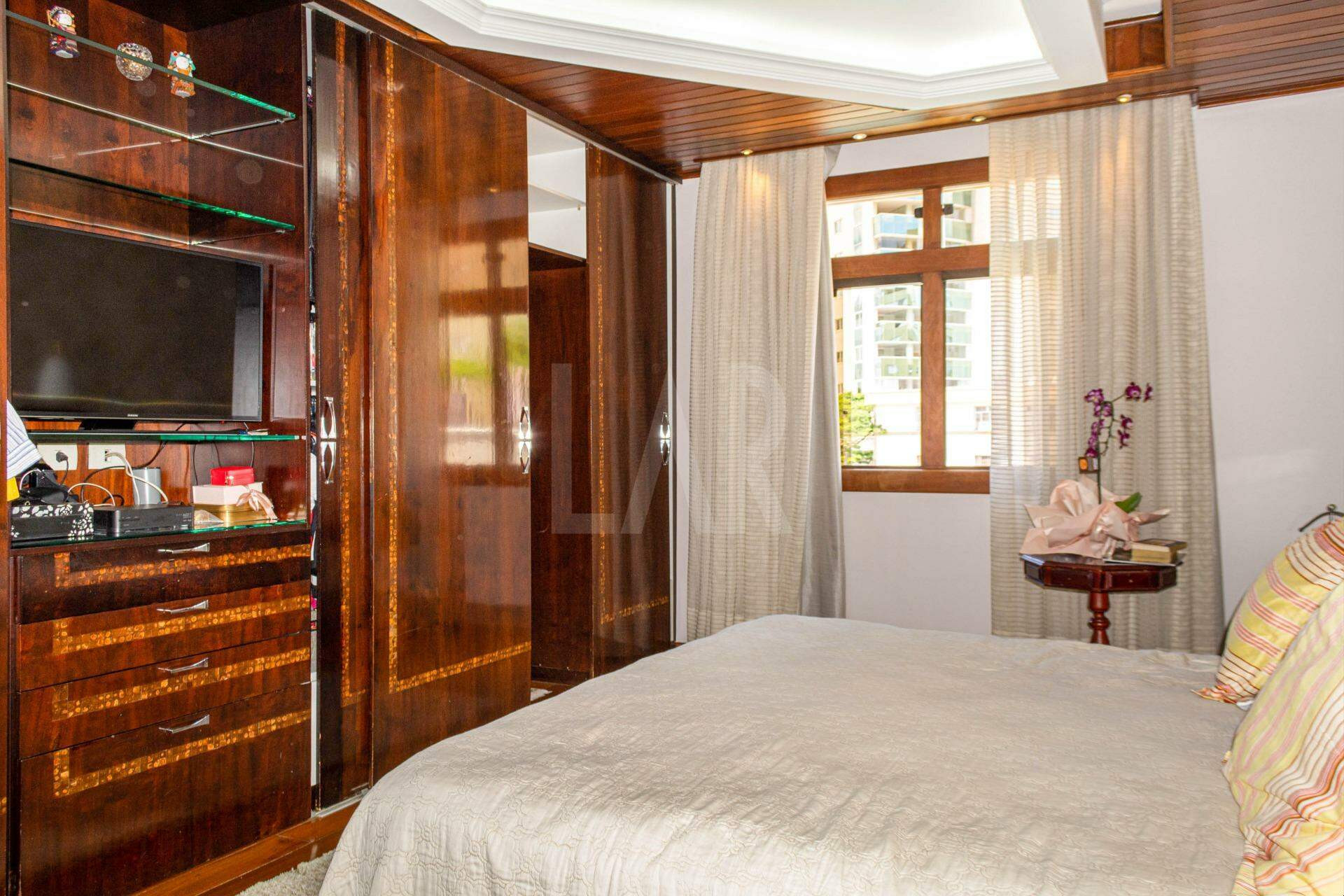 Casa de 4 quartos à venda, Sagrada Família, Belo Horizonte - MG