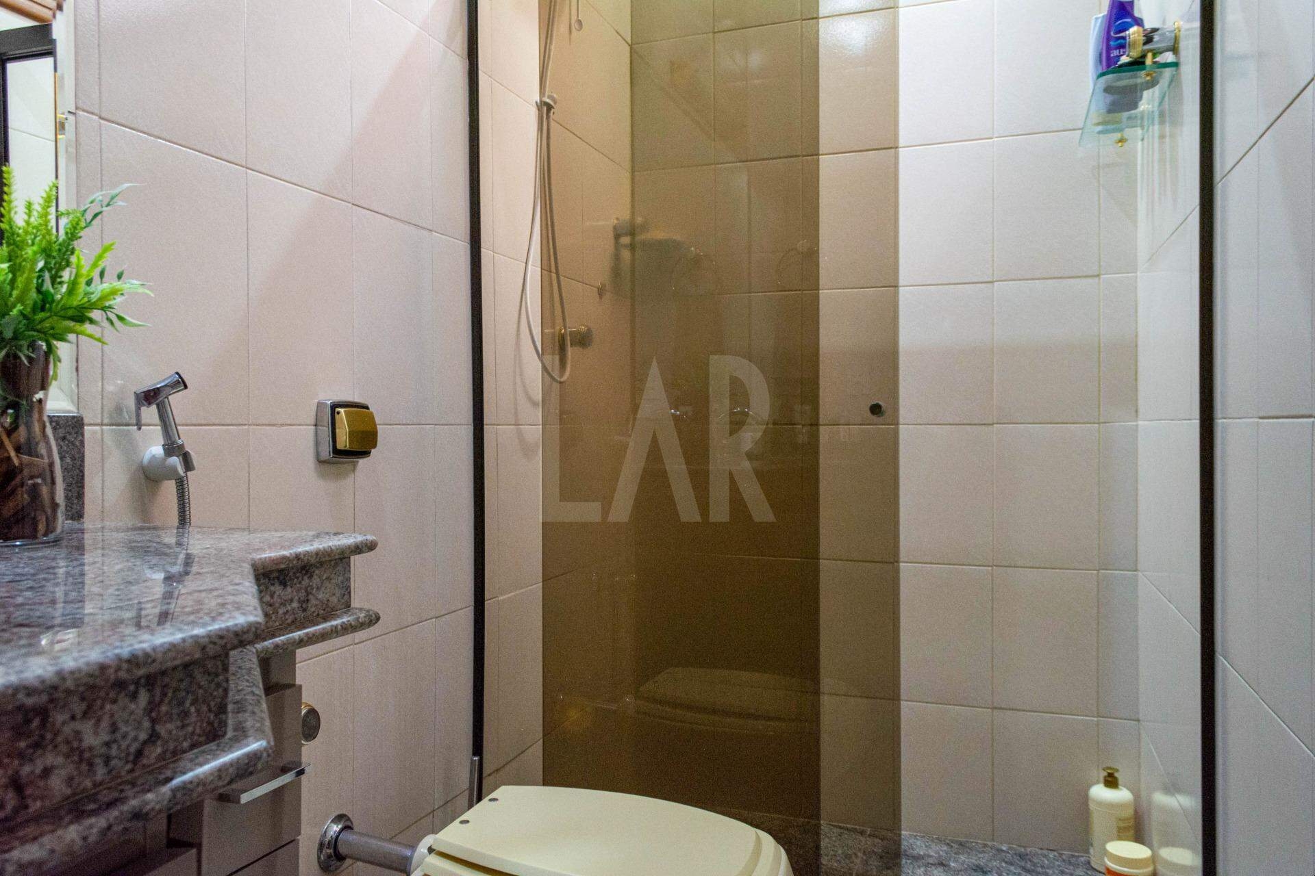 Casa de 4 quartos à venda, Cidade Nova, Belo Horizonte - MG