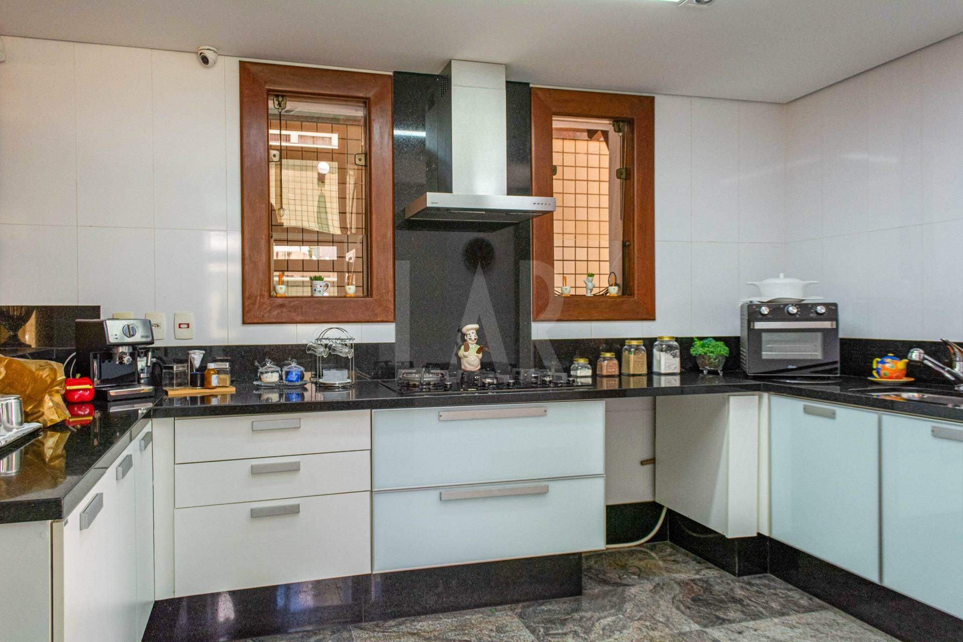Casa de 4 quartos à venda, Cidade Nova, Belo Horizonte - MG