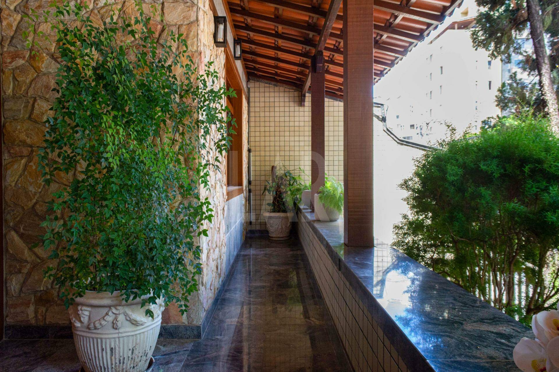 Casa de 4 quartos à venda, Cidade Nova, Belo Horizonte - MG