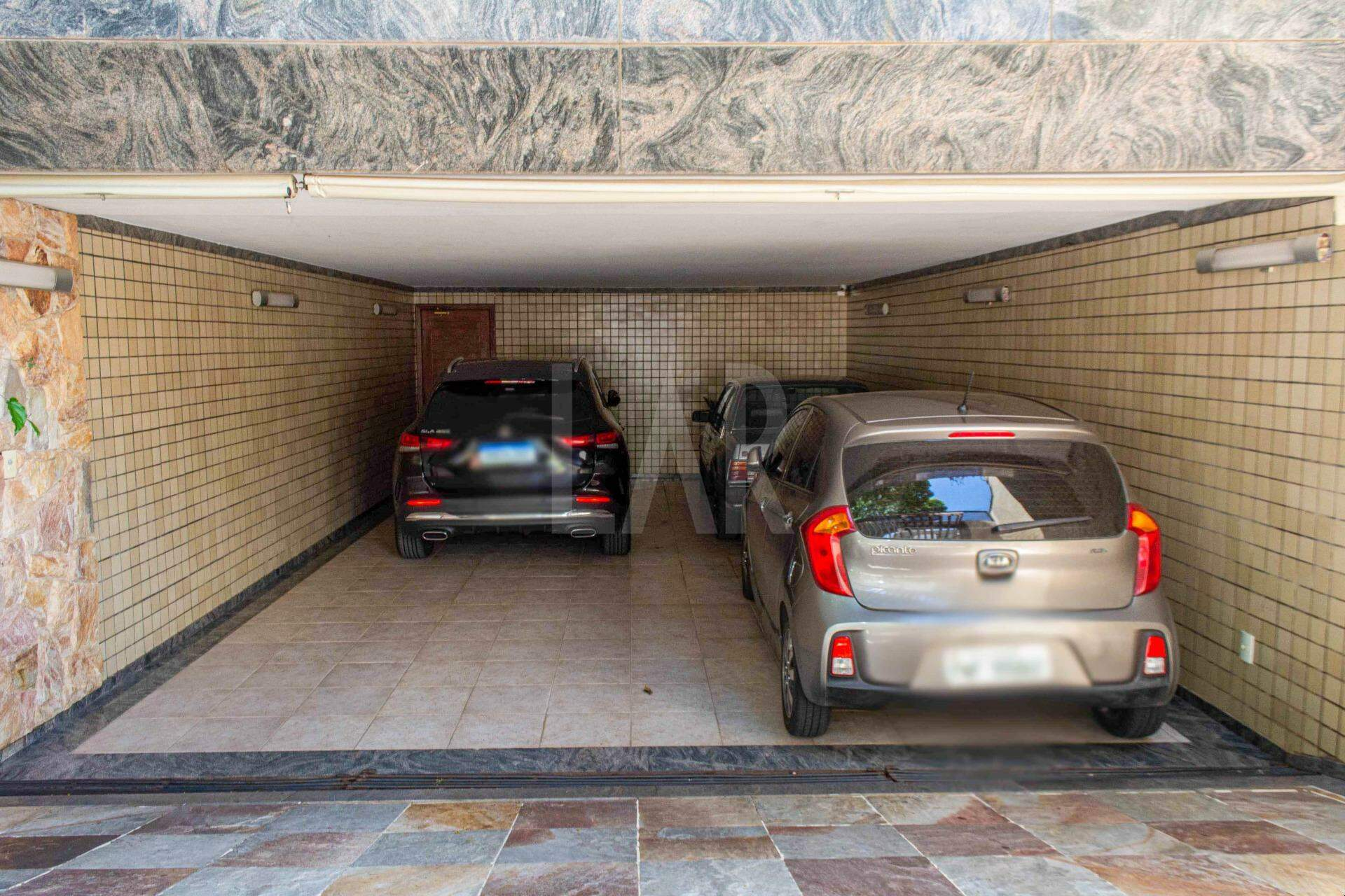 Casa de 4 quartos à venda, Sagrada Família, Belo Horizonte - MG