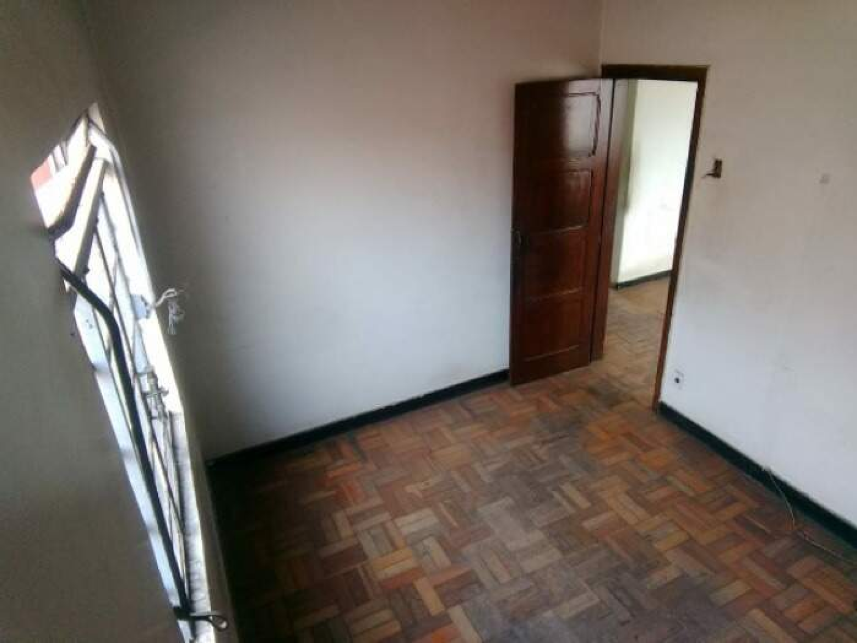 Casa de 3 quartos à venda, Alípio de Melo, Belo Horizonte - MG