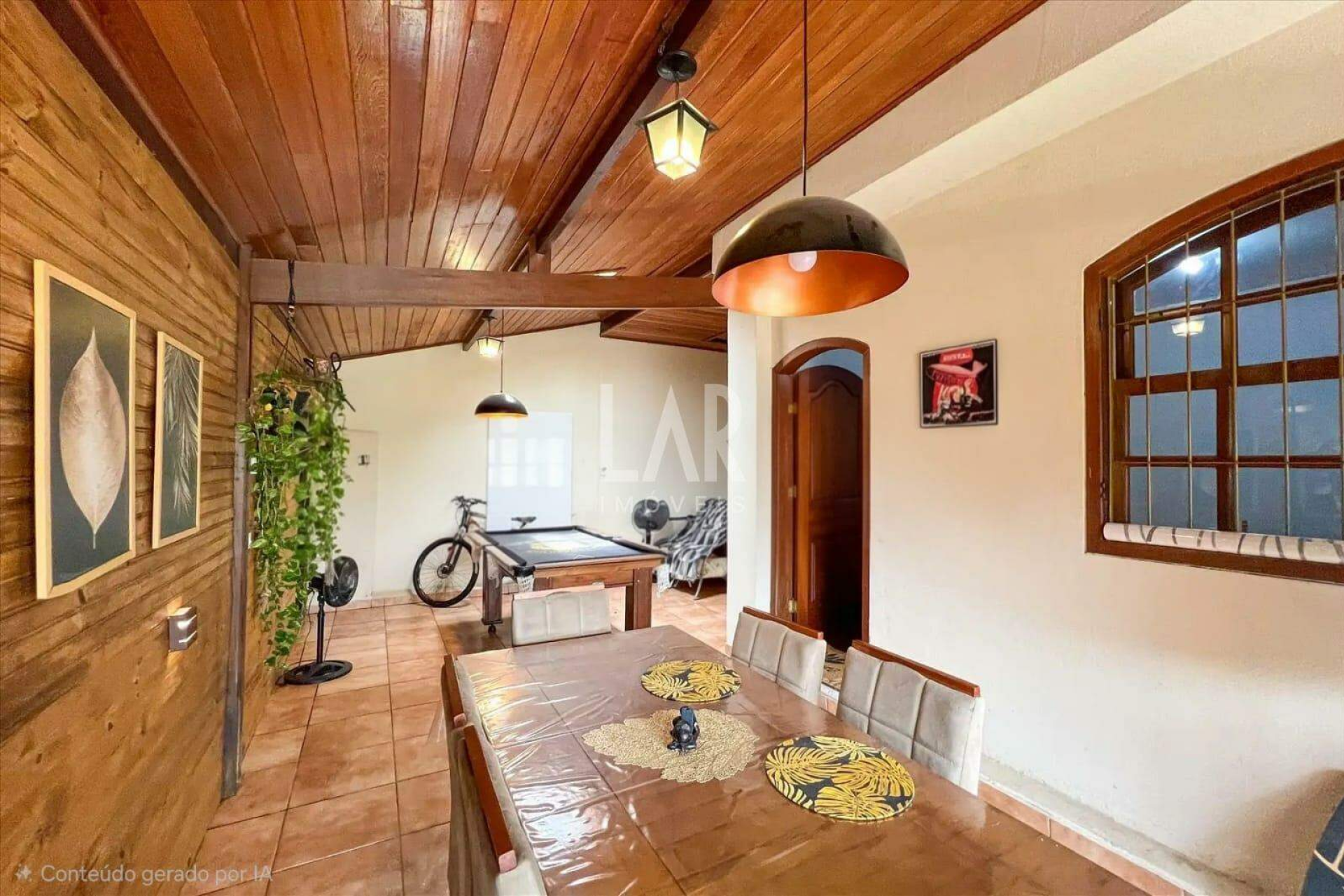 Casa de 3 quartos à venda, Santa Tereza, Belo Horizonte - MG