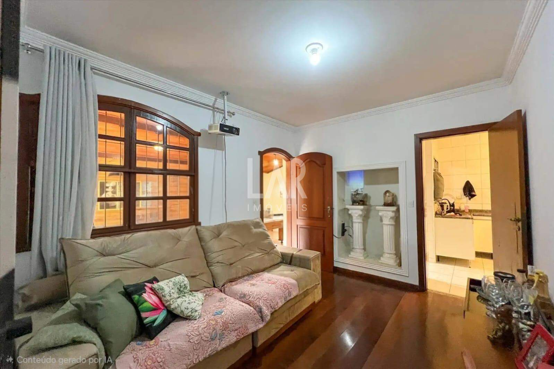 Casa de 3 quartos à venda, Santa Tereza, Belo Horizonte - MG