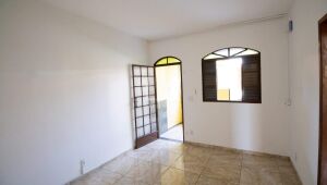 Casa de 2 quartos para alugar, Serrano, Belo Horizonte - MG
