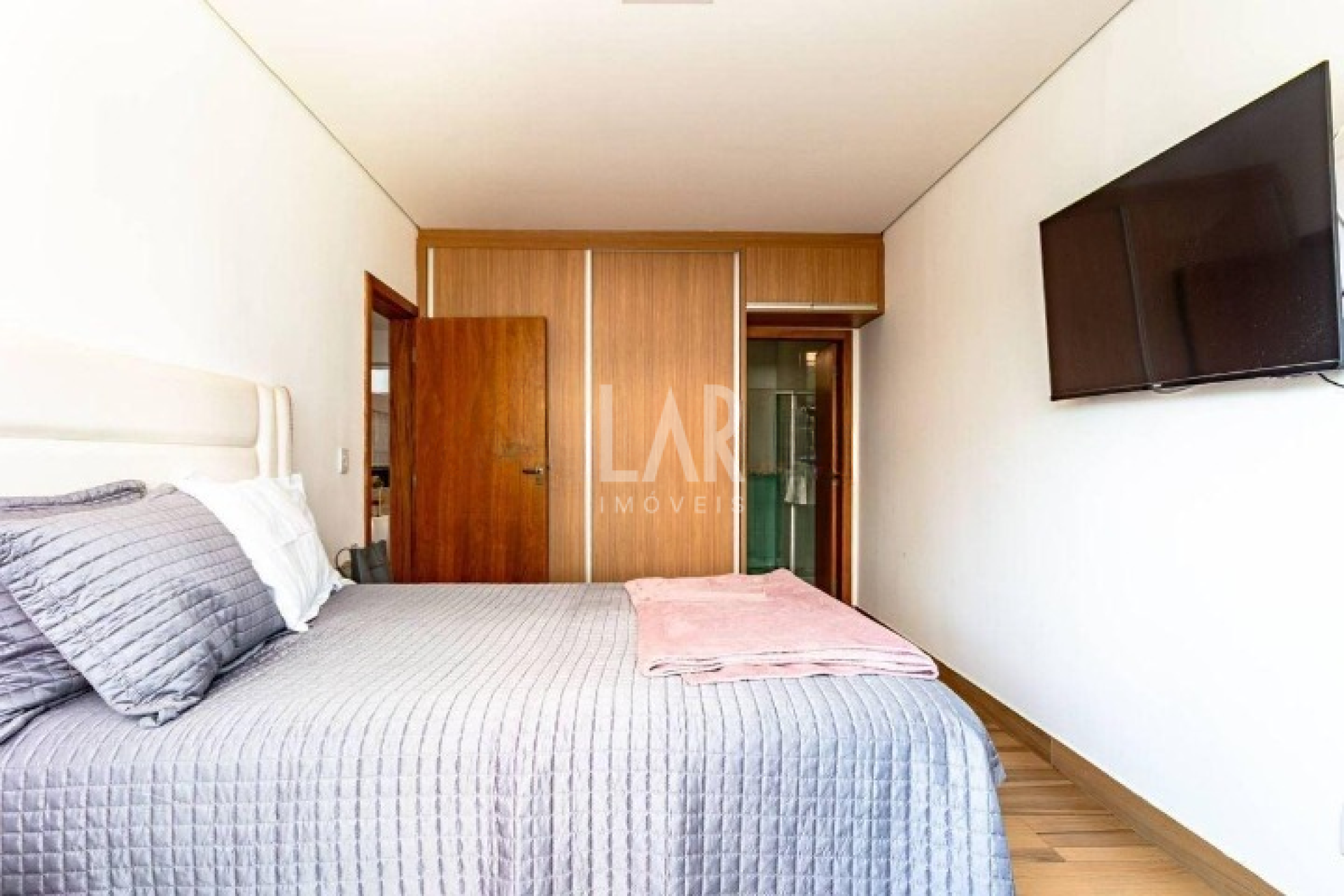Casa de 4 quartos à venda, Colégio Batista, Belo Horizonte - MG