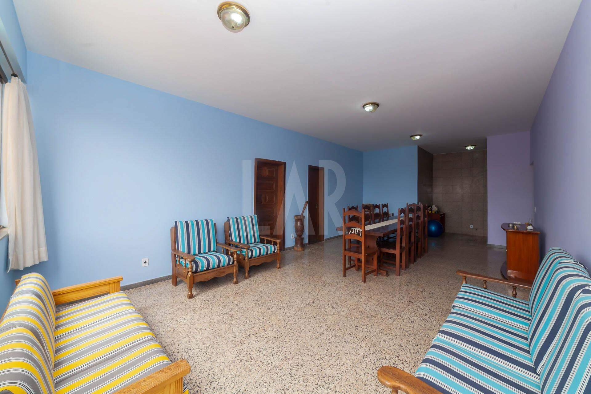 Casa de 4 quartos à venda, Santa Rosa, Belo Horizonte - MG