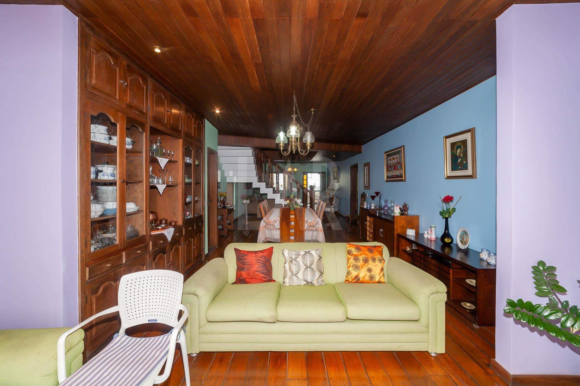 Casa de 4 quartos à venda, Santa Rosa, Belo Horizonte - MG