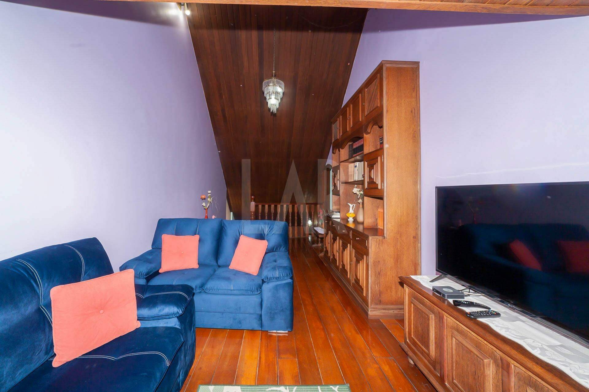 Casa de 4 quartos à venda, Santa Rosa, Belo Horizonte - MG