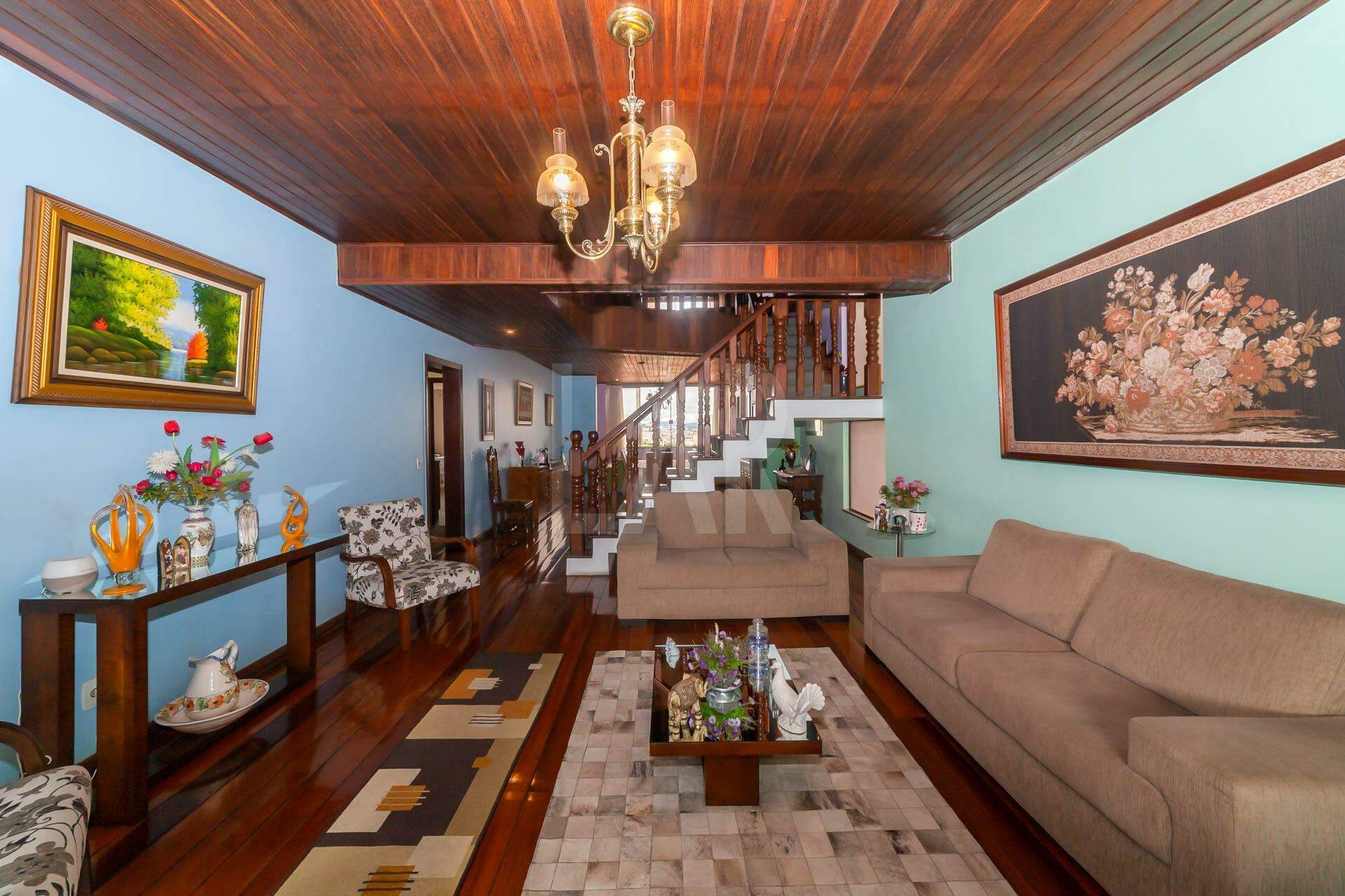 Casa de 4 quartos à venda, Santa Rosa, Belo Horizonte - MG