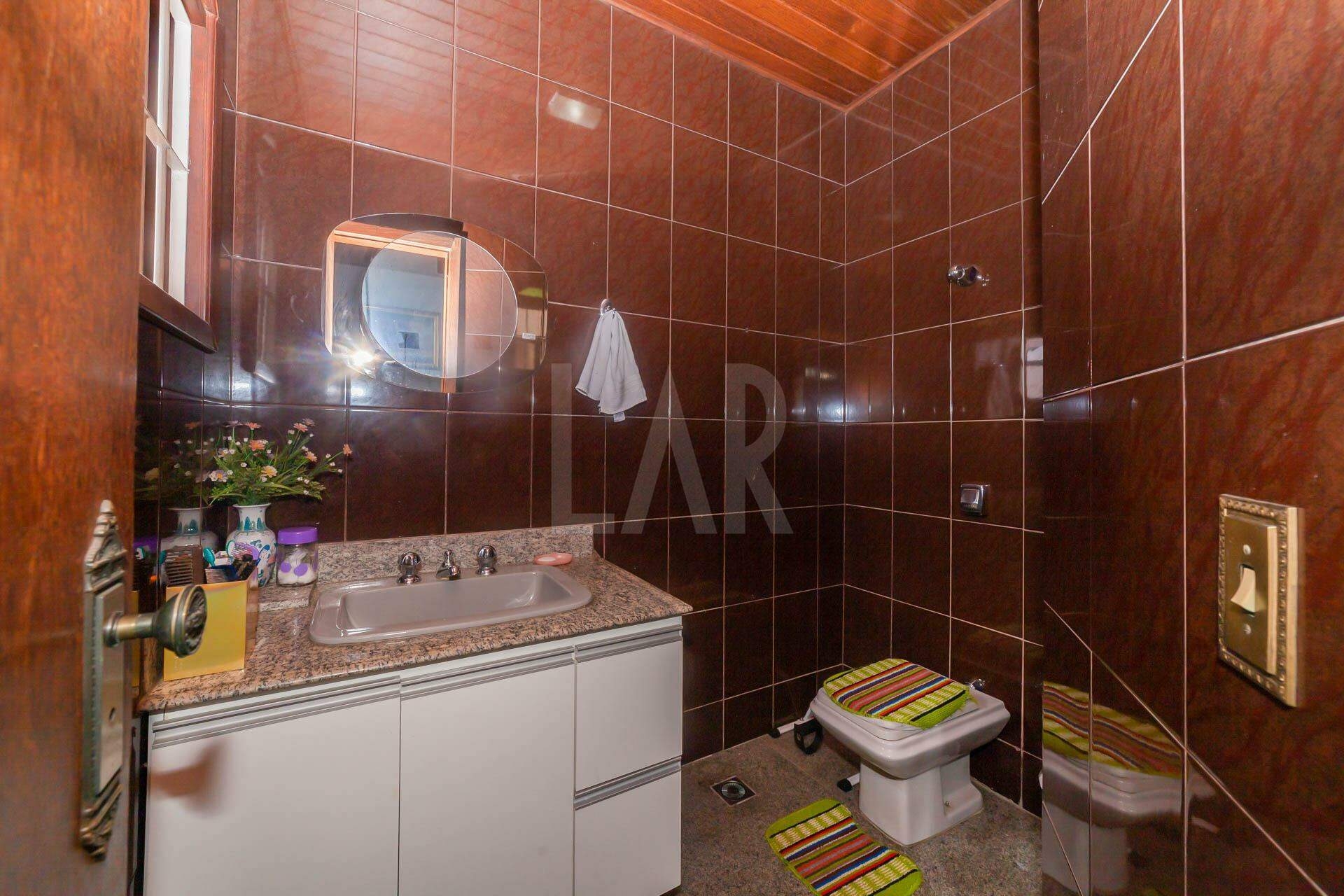 Casa de 4 quartos à venda, Santa Rosa, Belo Horizonte - MG
