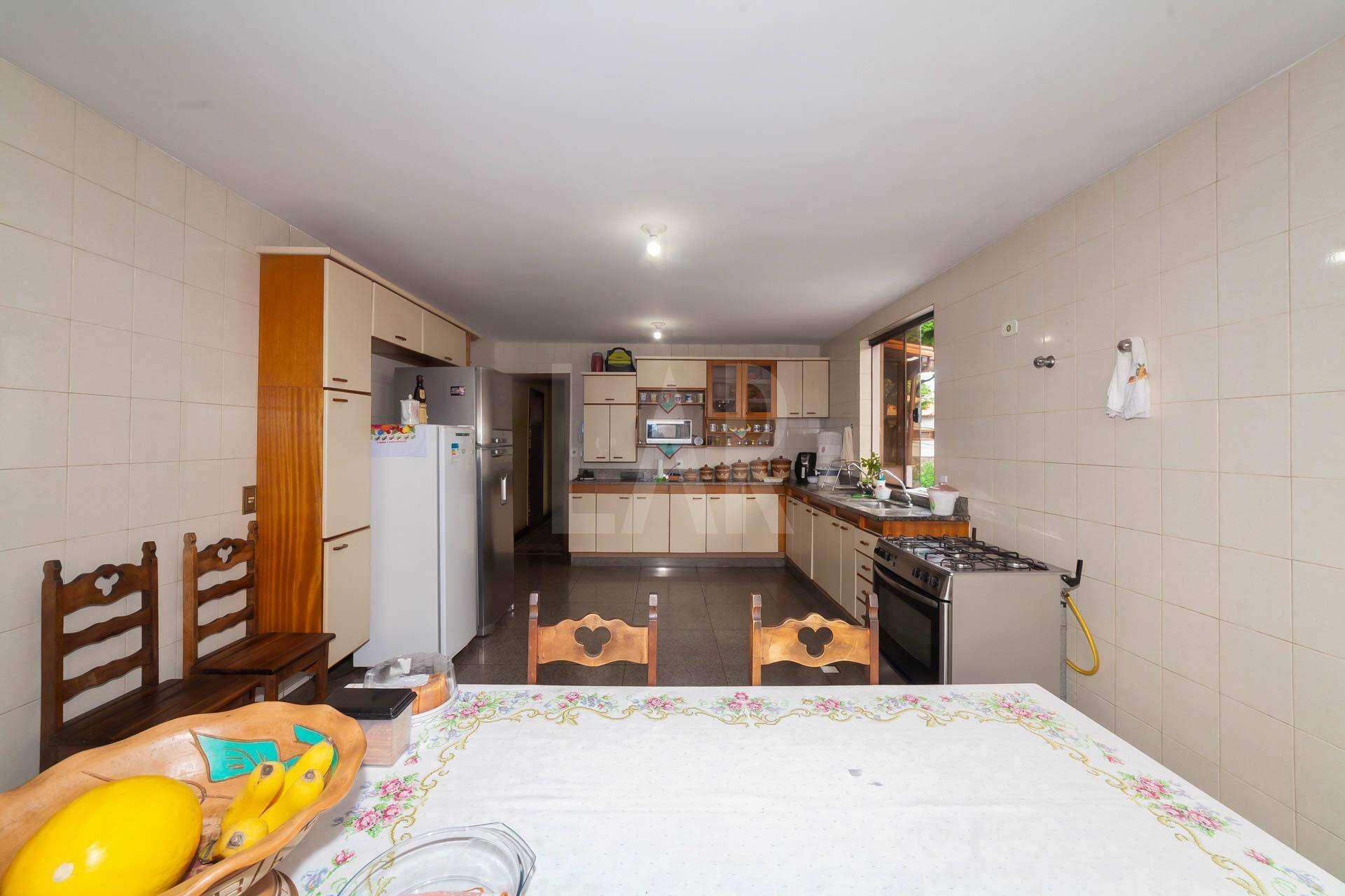 Casa de 4 quartos à venda, Santa Rosa, Belo Horizonte - MG