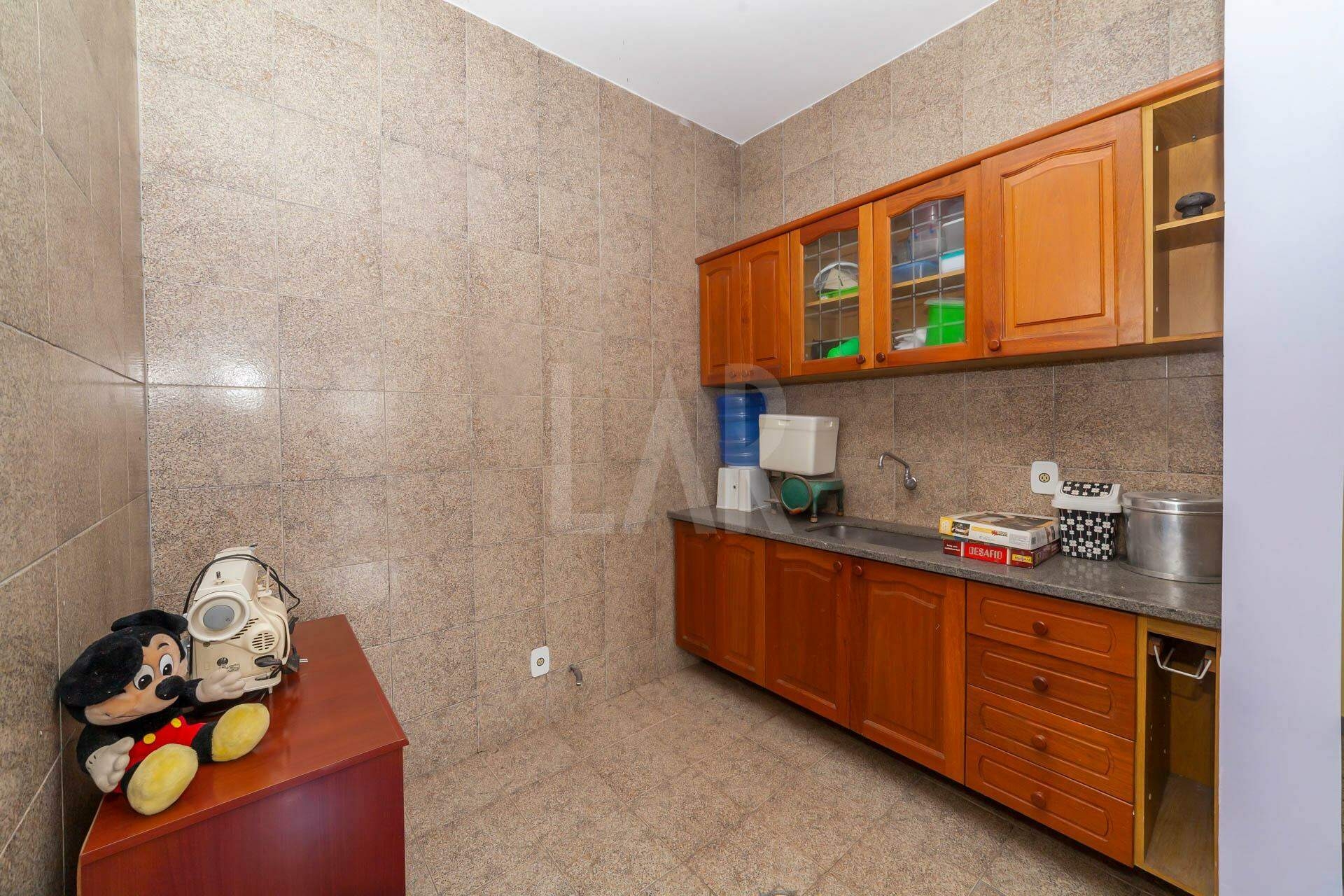 Casa de 4 quartos à venda, Santa Rosa, Belo Horizonte - MG