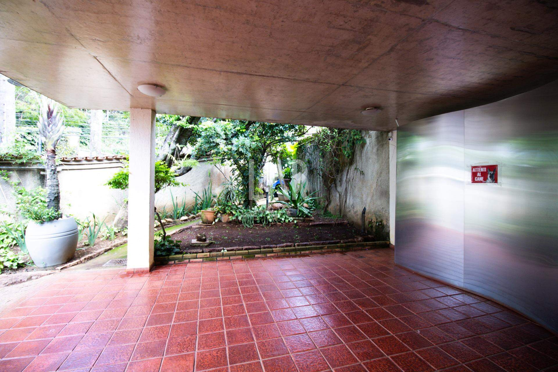Casa de 5 quartos à venda, Belvedere, Belo Horizonte - MG