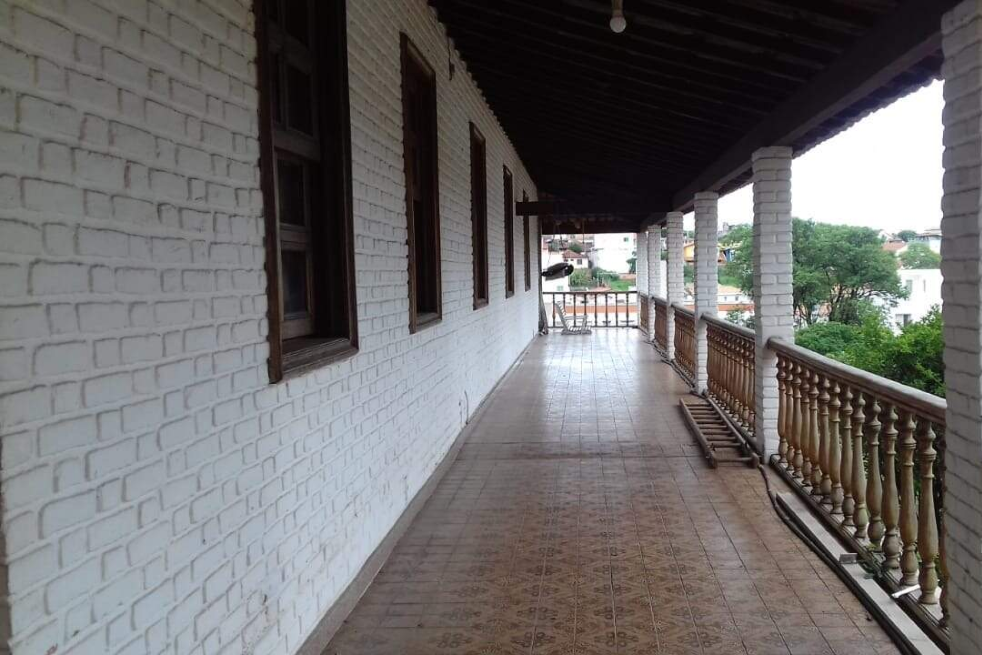 Casa de 5 quartos para alugar, Santa Amélia, Belo Horizonte - MG
