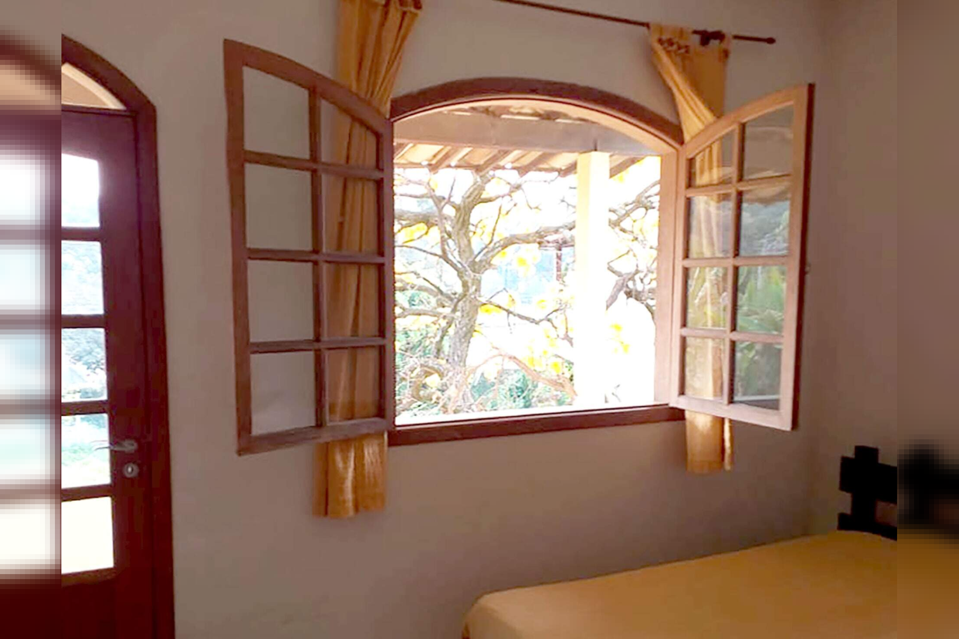 Casa de 4 quartos à venda, Braúnas, Belo Horizonte - MG