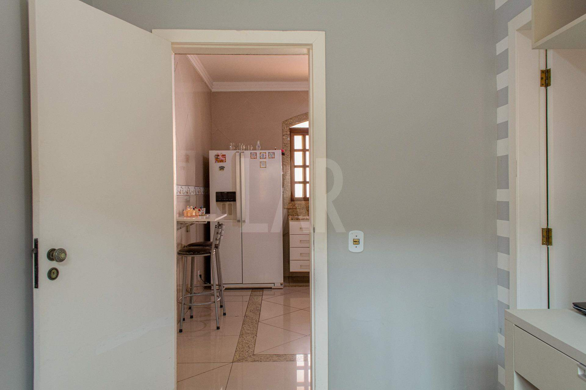 Casa de 6 quartos à venda, Alto Caiçaras, Belo Horizonte - MG