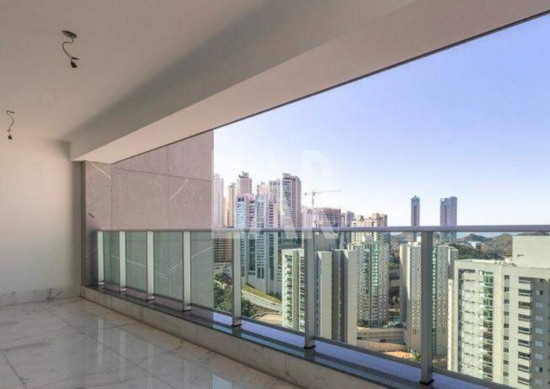 Green Tower Tennis Residence - Vila da Serra - Nova Lima, MG