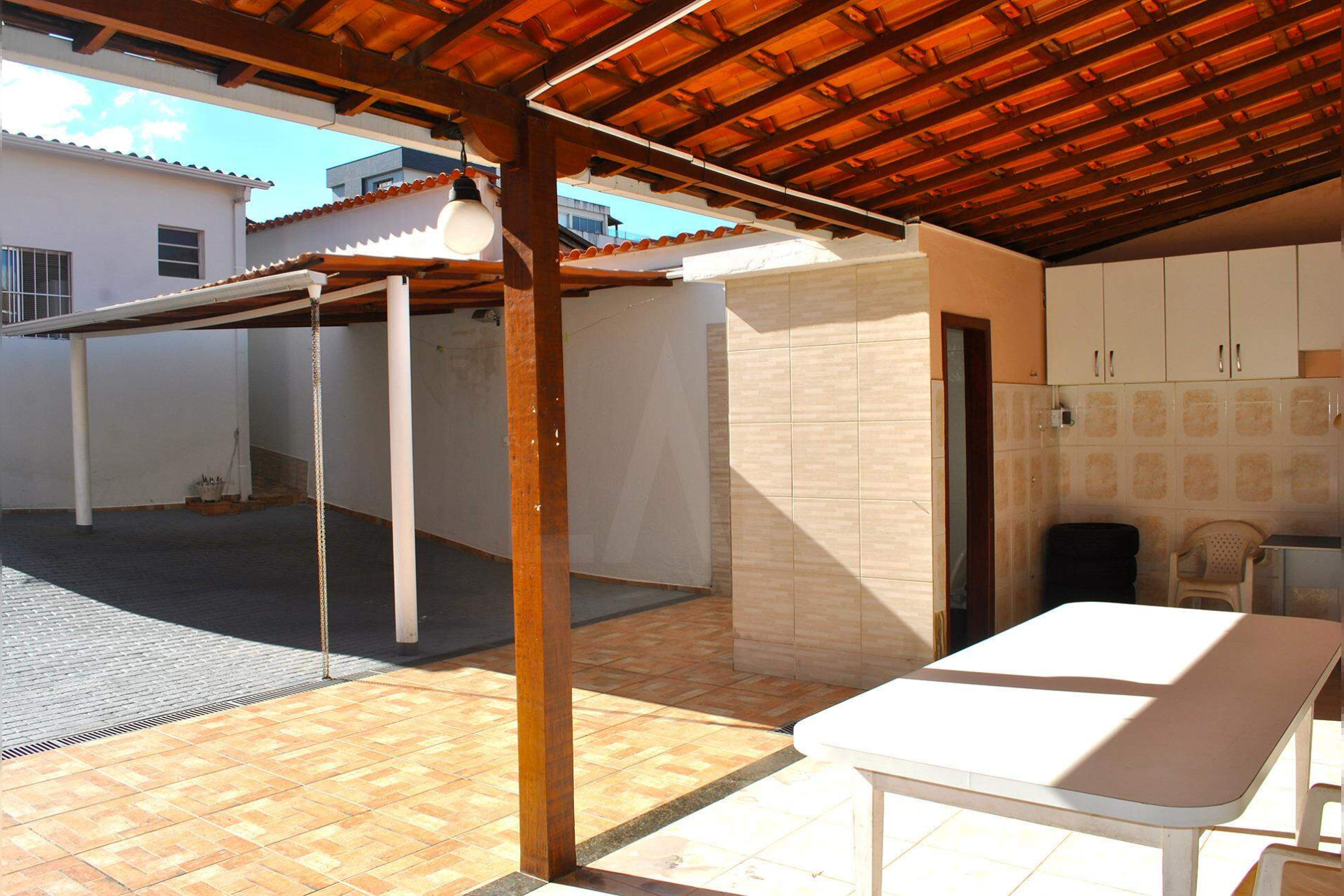 Casa de 3 quartos à venda, Ipiranga, Belo Horizonte - MG