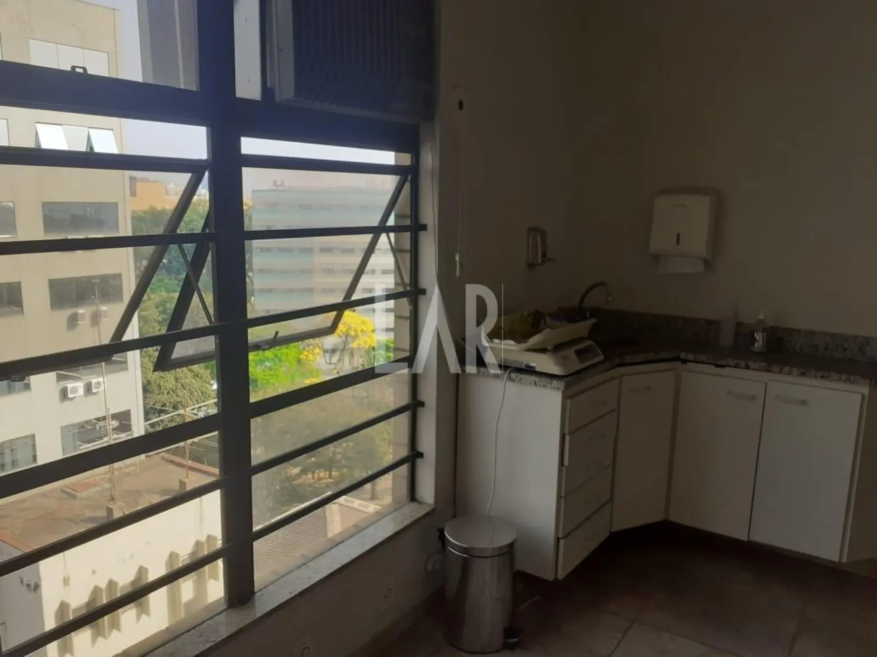Sala para alugar, Santa Efigênia, Belo Horizonte - MG