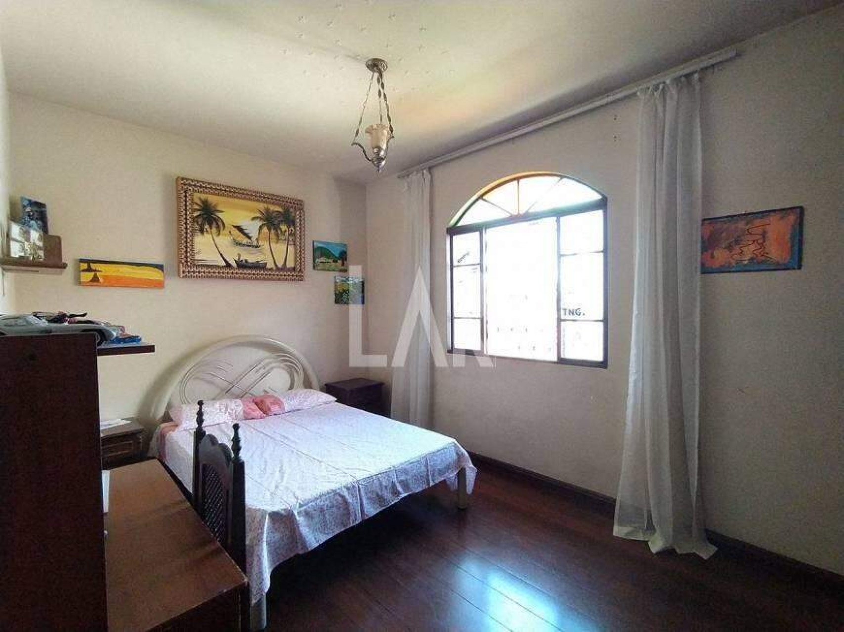Casa de 3 quartos à venda, Santa Amélia, Belo Horizonte - MG