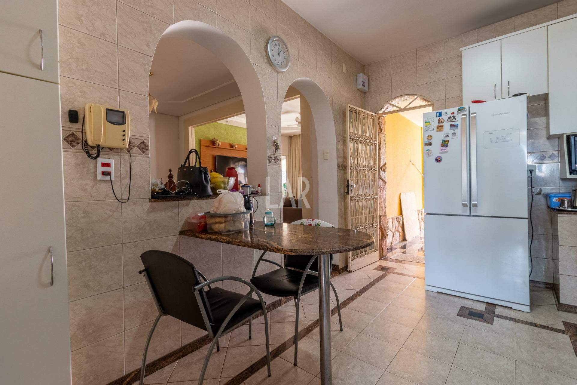 Casa de 4 quartos à venda, João Pinheiro, Belo Horizonte - MG