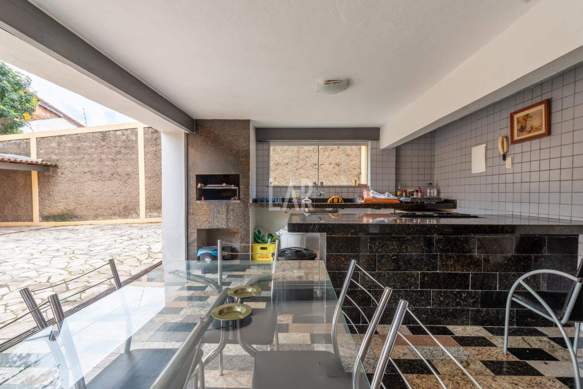 Casa de 4 quartos à venda, João Pinheiro, Belo Horizonte - MG