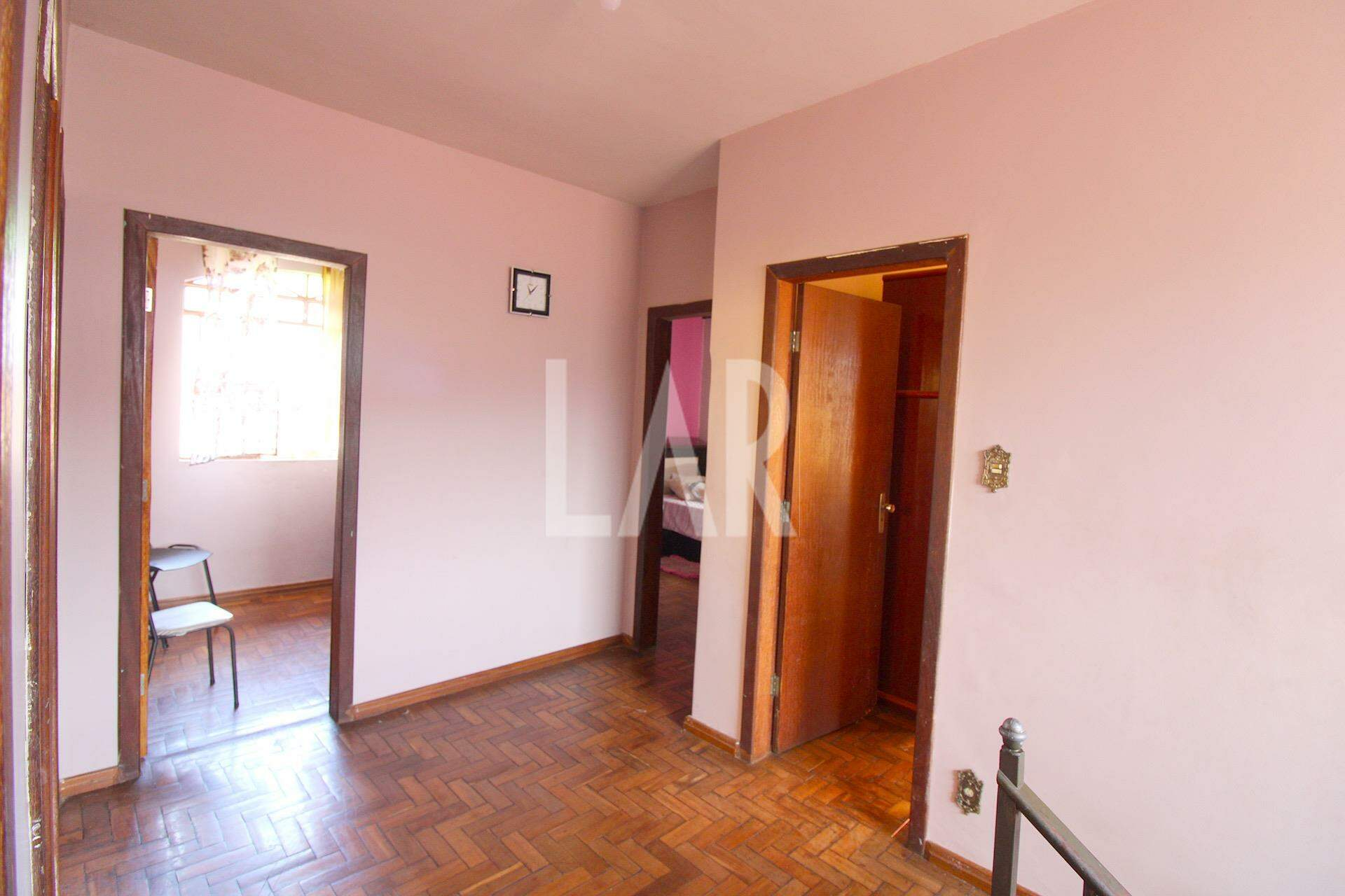 Casa de 5 quartos à venda, Paraíso, Belo Horizonte - MG