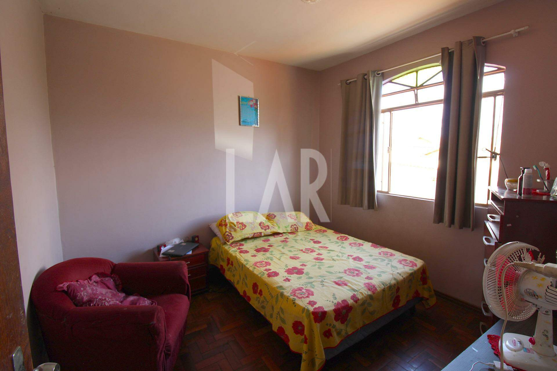 Casa de 5 quartos à venda, Paraíso, Belo Horizonte - MG