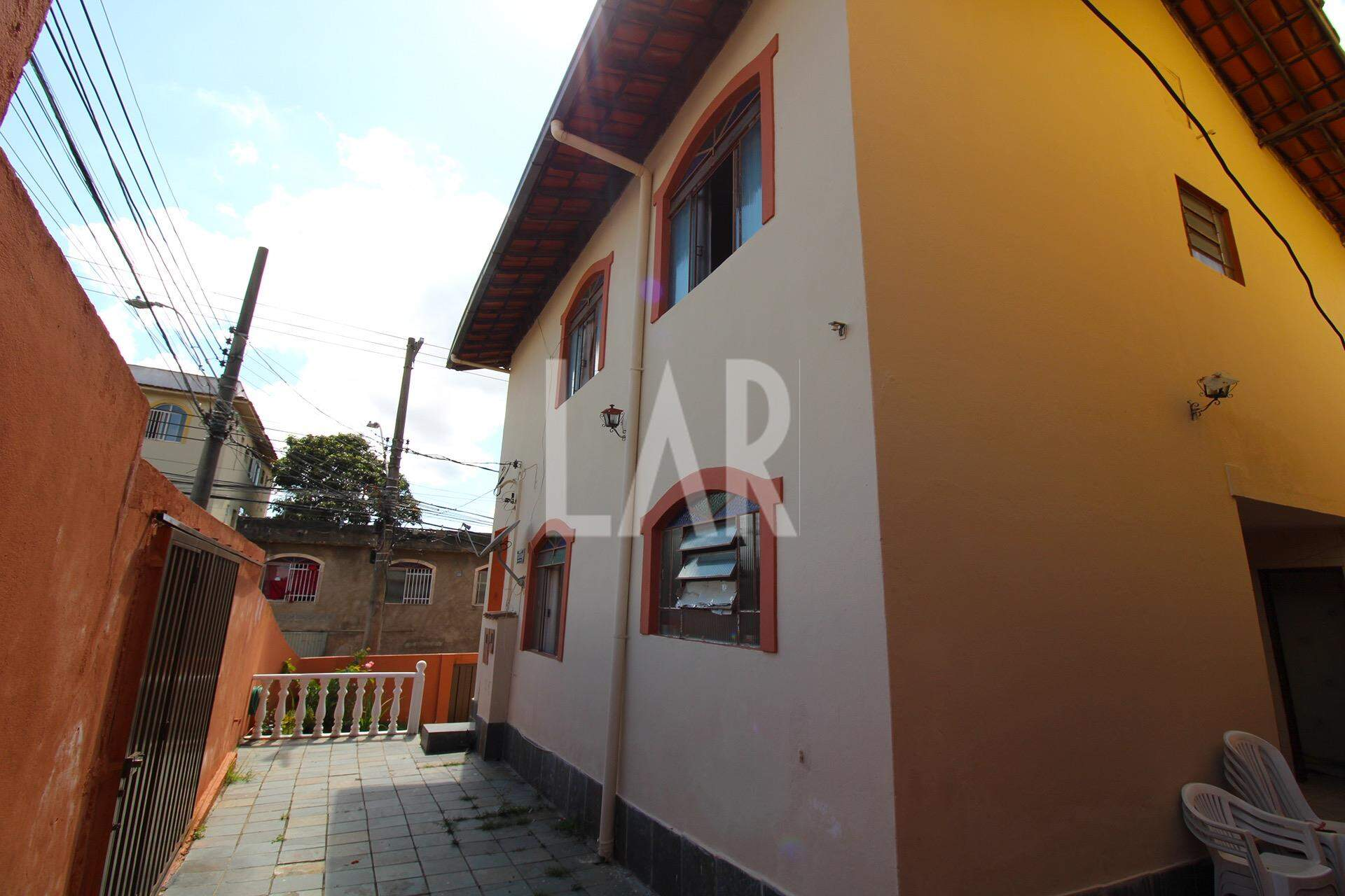 Casa de 5 quartos à venda, Paraíso, Belo Horizonte - MG