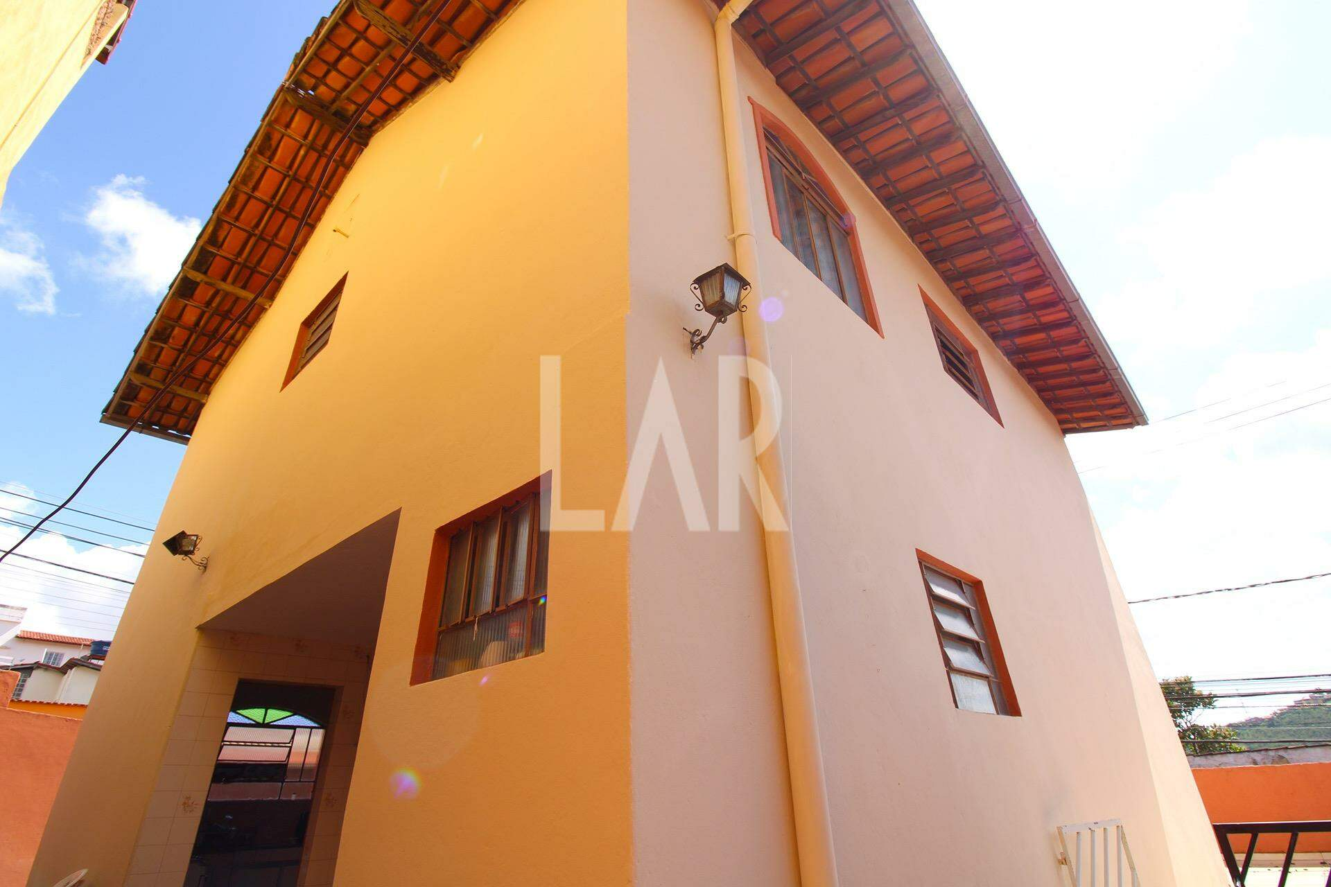 Casa de 5 quartos à venda, Paraíso, Belo Horizonte - MG