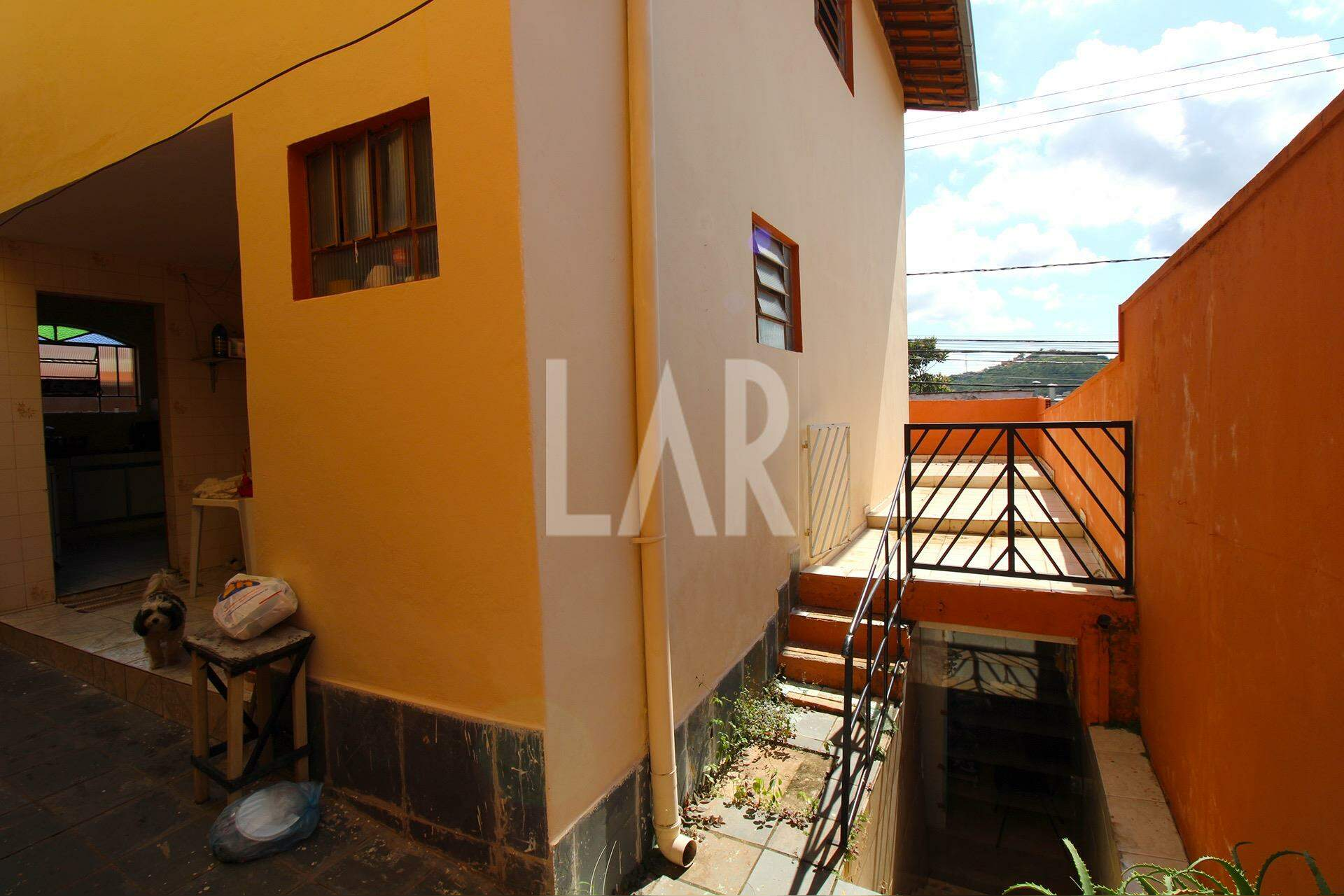 Casa de 5 quartos à venda, Paraíso, Belo Horizonte - MG