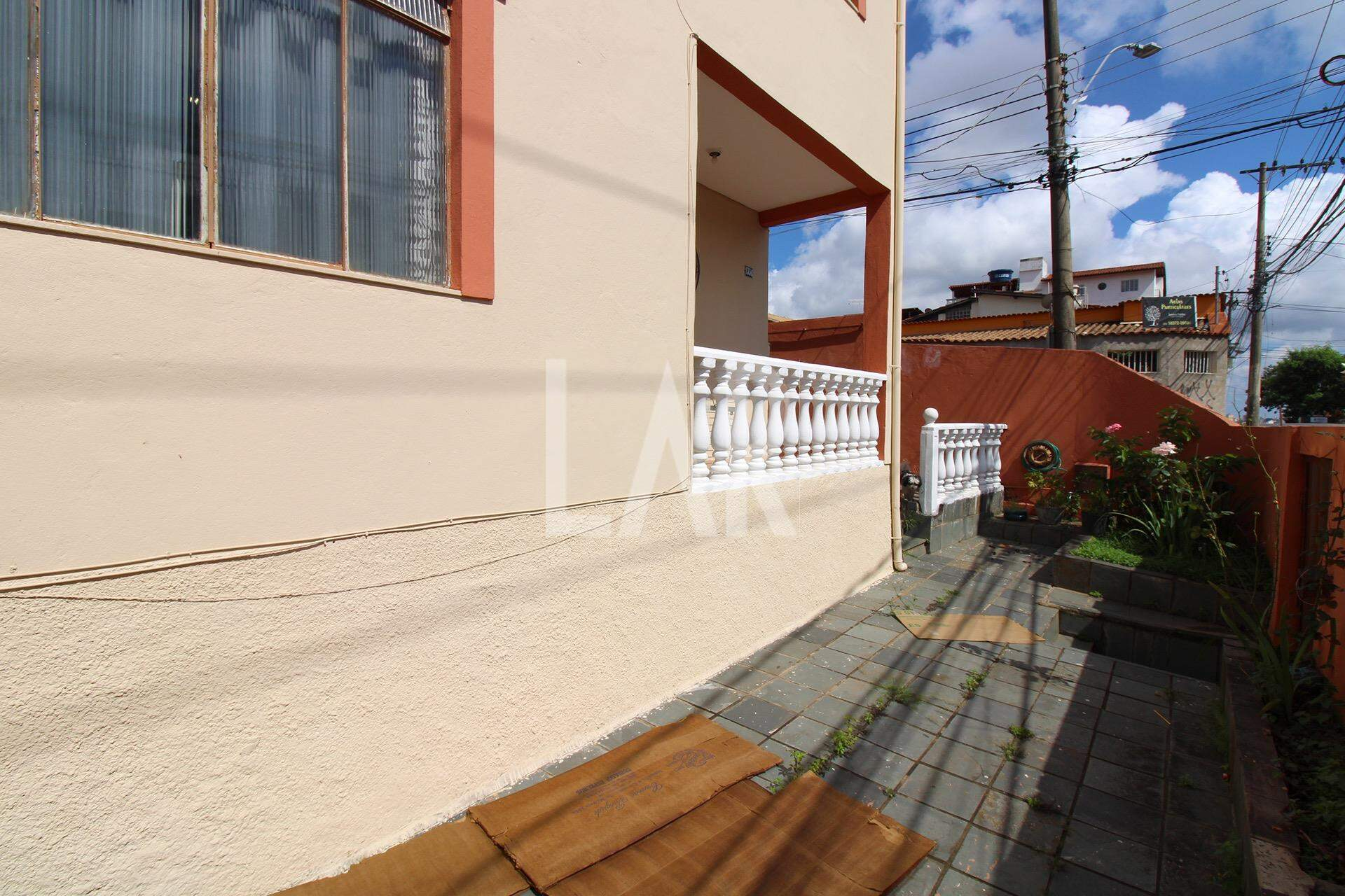 Casa de 5 quartos à venda, Paraíso, Belo Horizonte - MG
