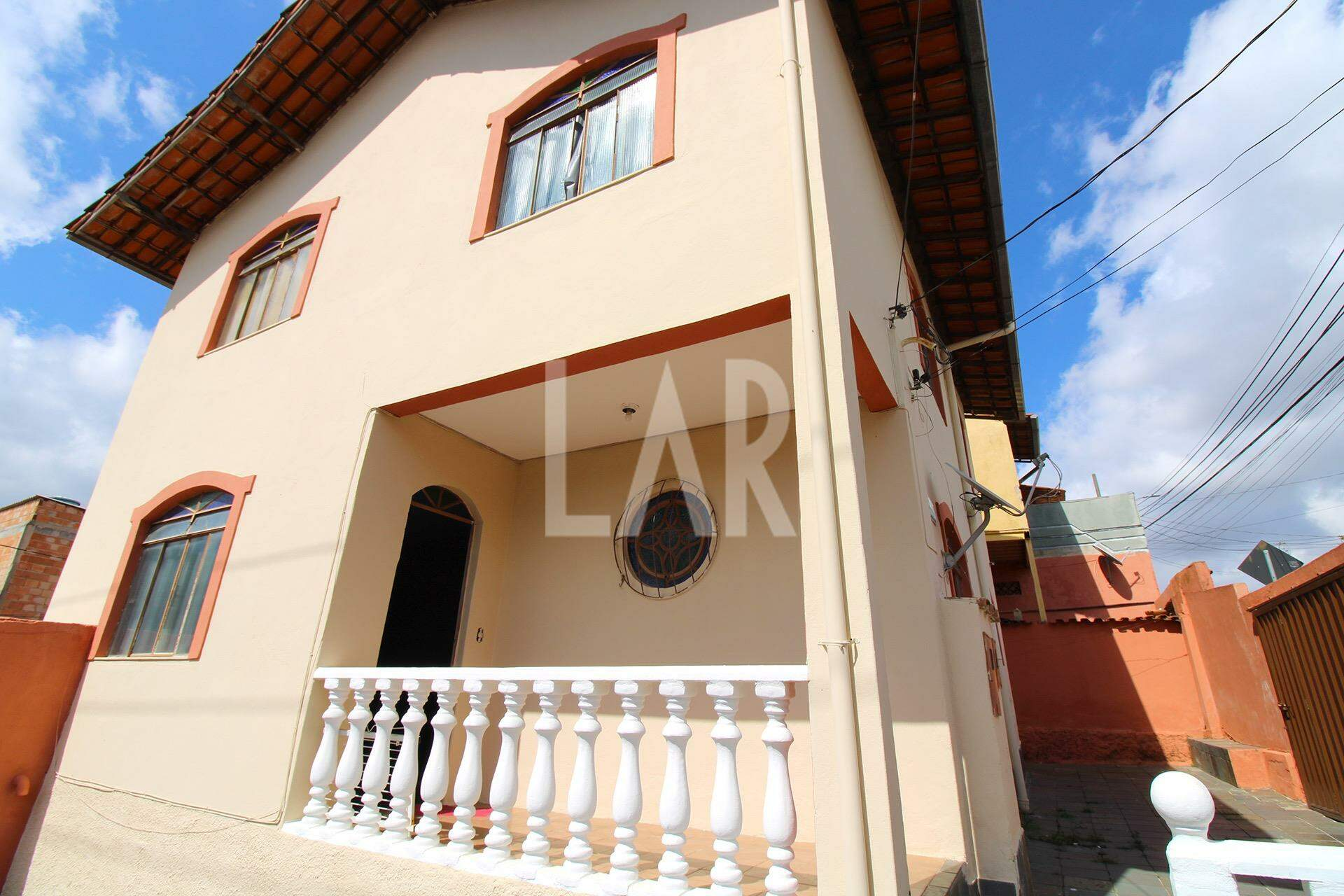 Casa de 5 quartos à venda, Paraíso, Belo Horizonte - MG