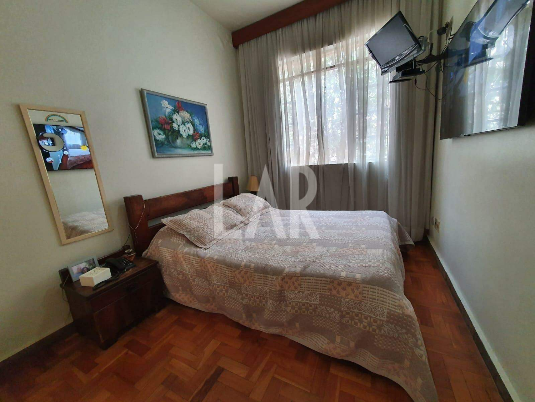 Casa de 7 quartos à venda, Santo Antônio, Belo Horizonte - MG