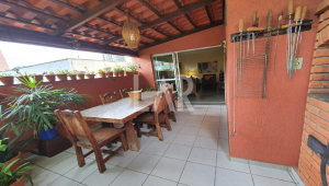 Casa de 7 quartos à venda, Santo Antônio, Belo Horizonte - MG