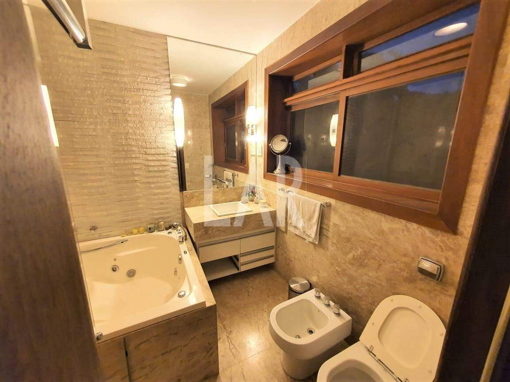 Casa de 7 quartos à venda, Braúnas, Belo Horizonte - MG